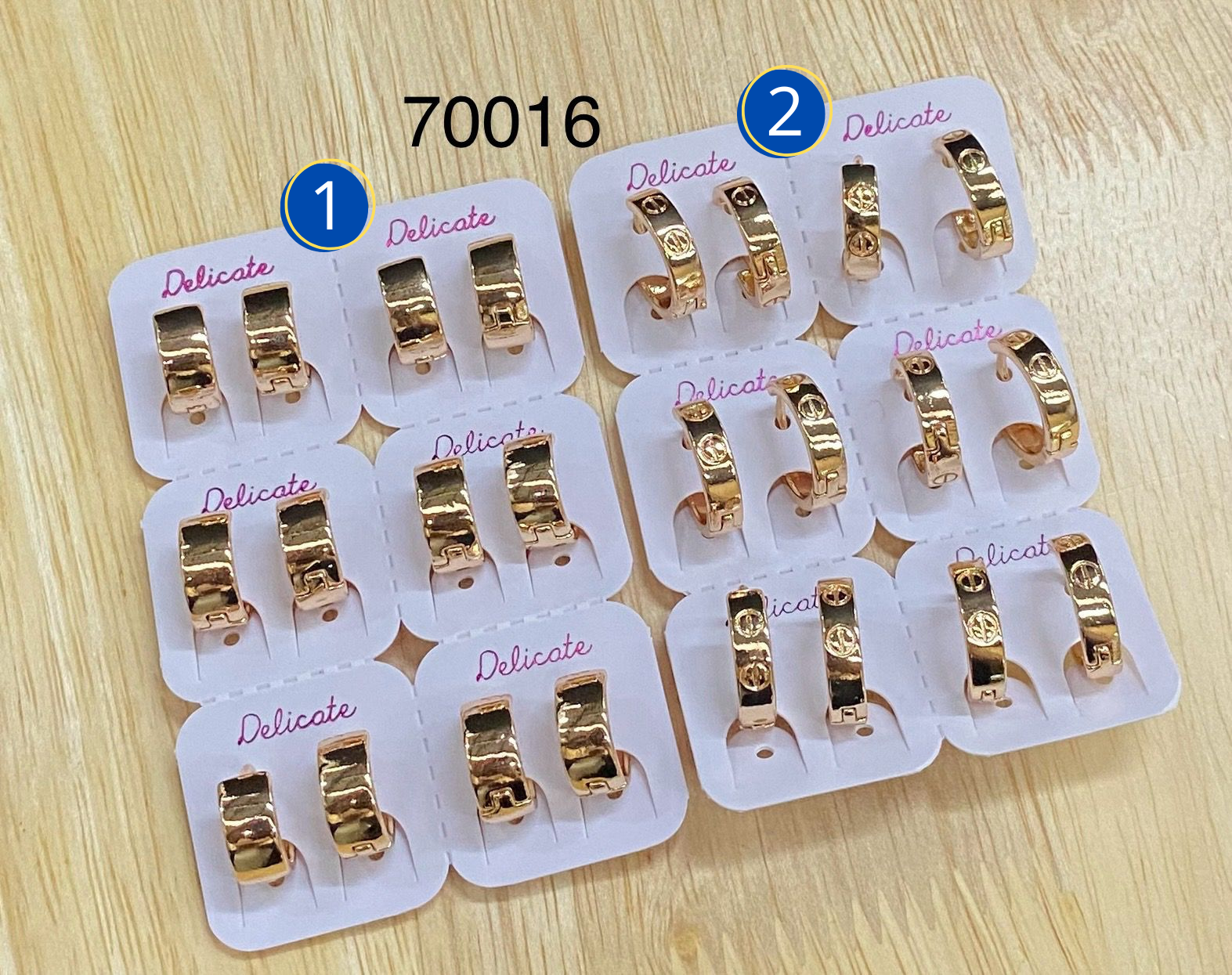 Aretes Dorados Paquete de 6 M1 Oro Laminado