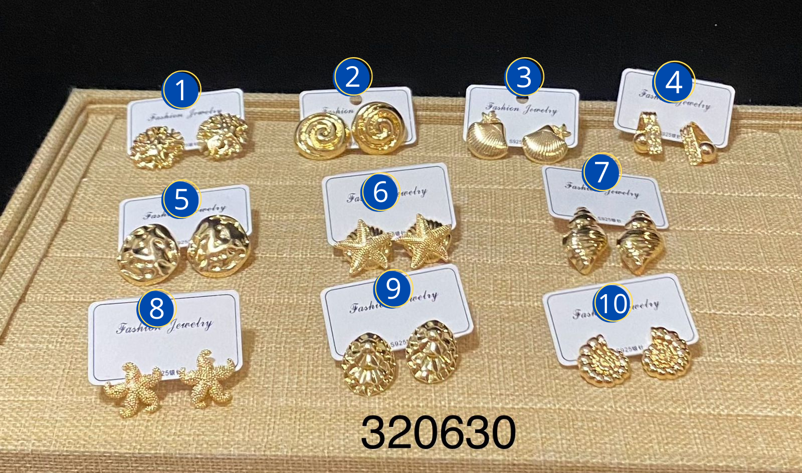 Aretes Dorados Varios diseños M8 Oro Laminado