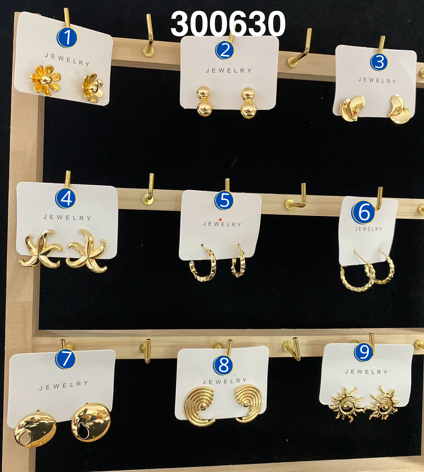 Aretes Dorados Diferentes Diseños M15 Oro Laminado