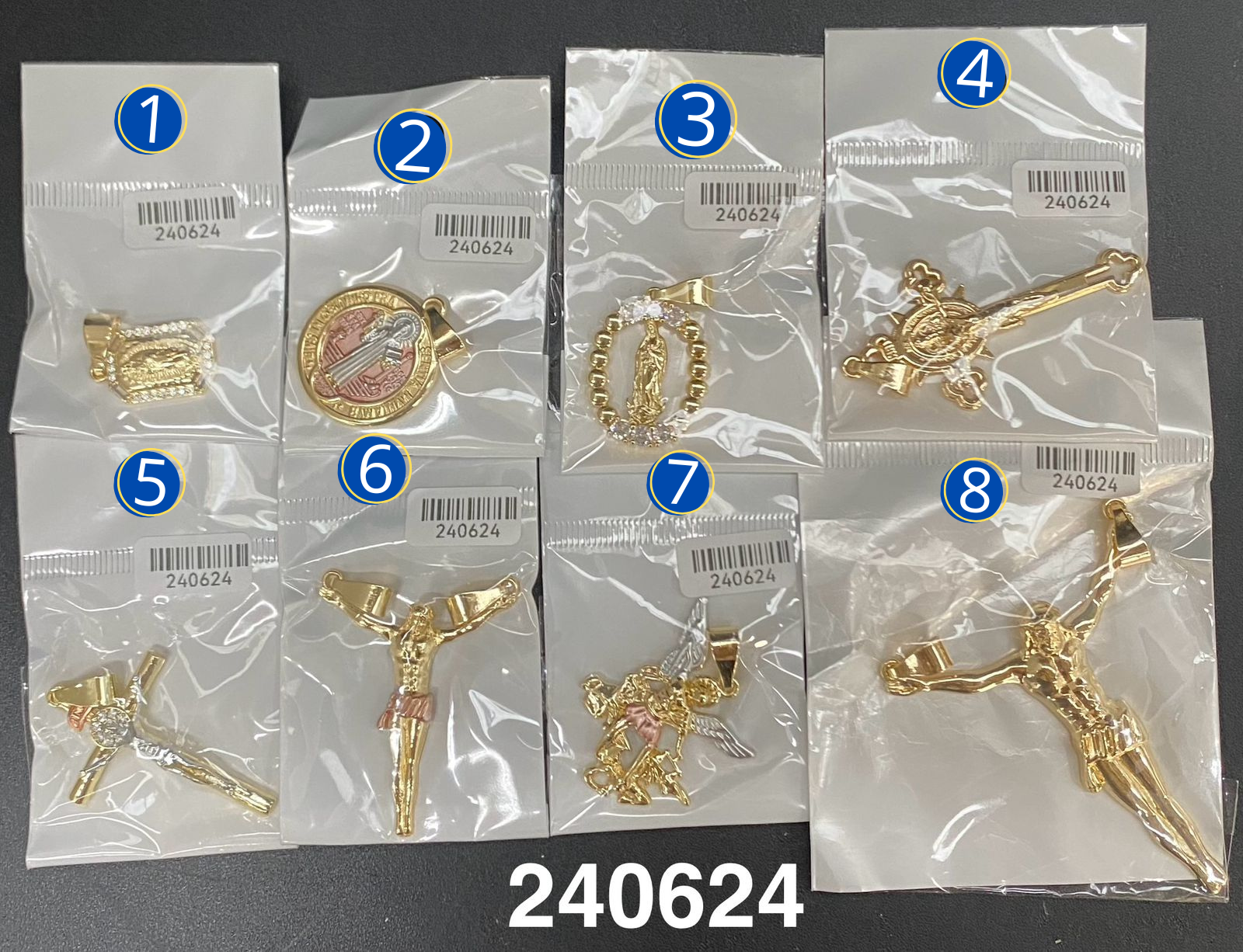 Dijes Dorados M15 Oro Laminado 04/03/26