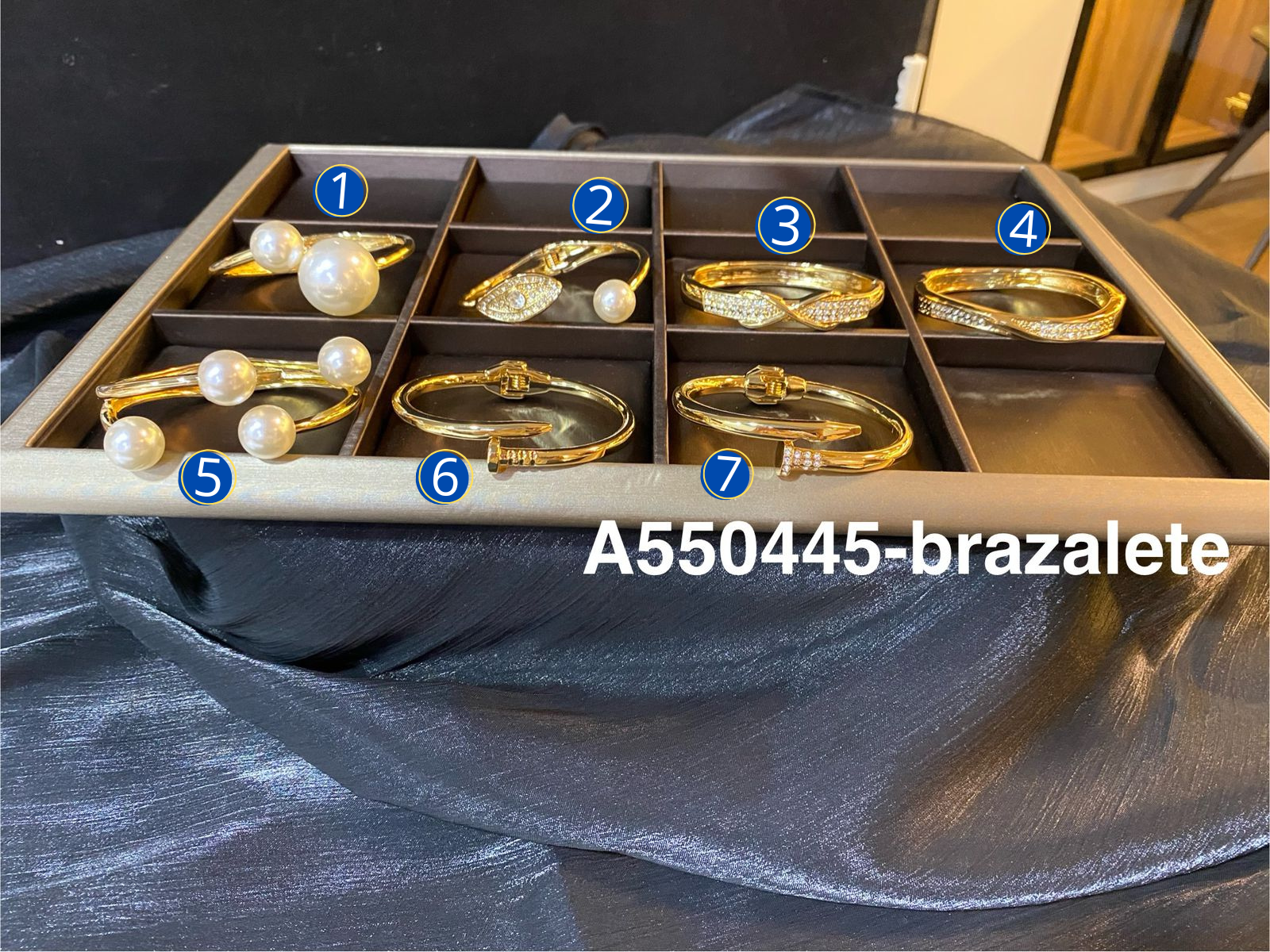 Brazaletes Dorados M8 Oro Laminado