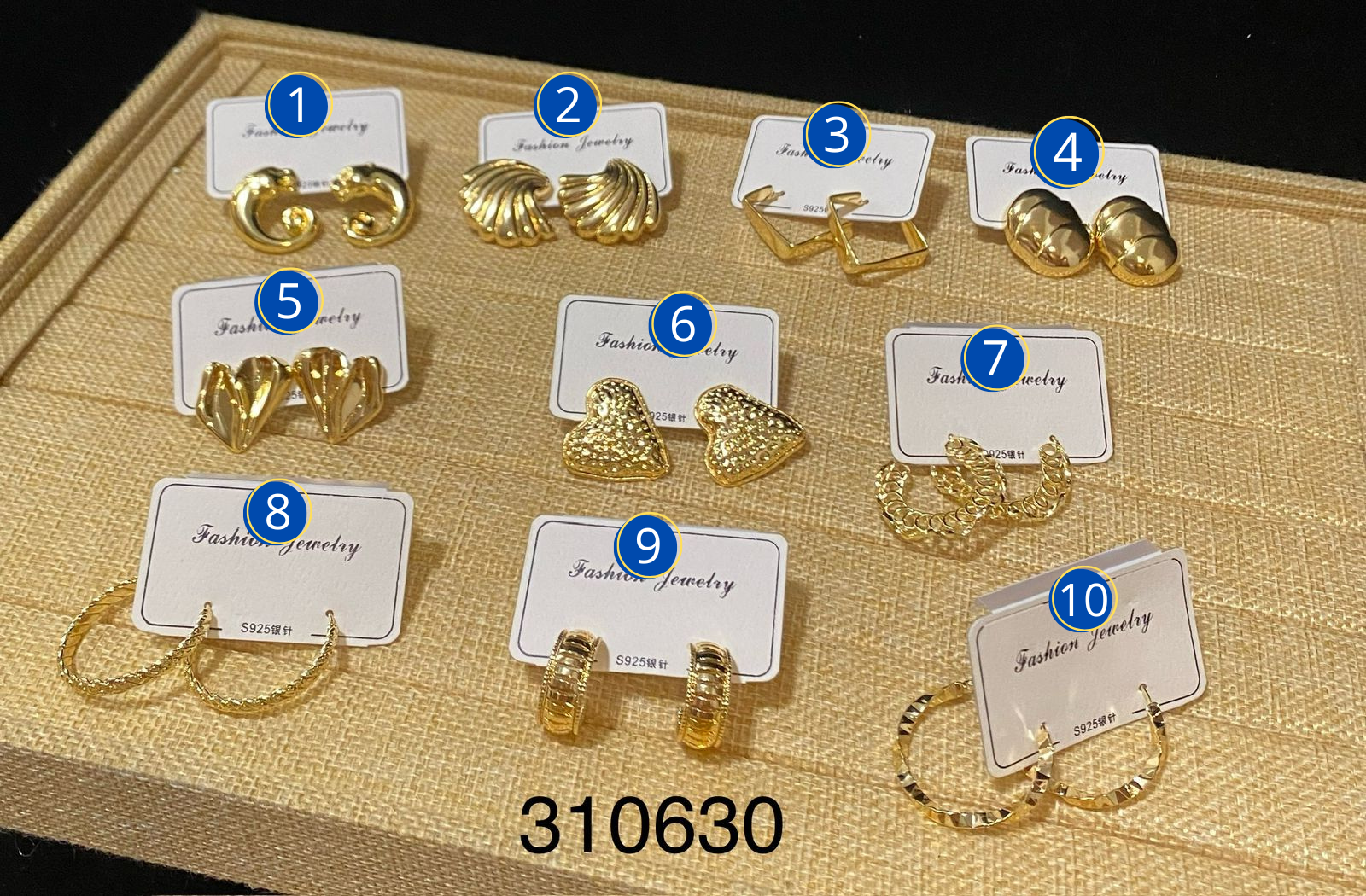 Aretes Dorados Varios diseños M6 Oro Laminado