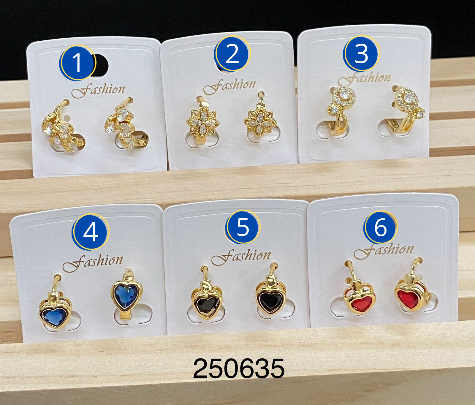 Aretes Dorados diferentes formas M30 Oro Laminado