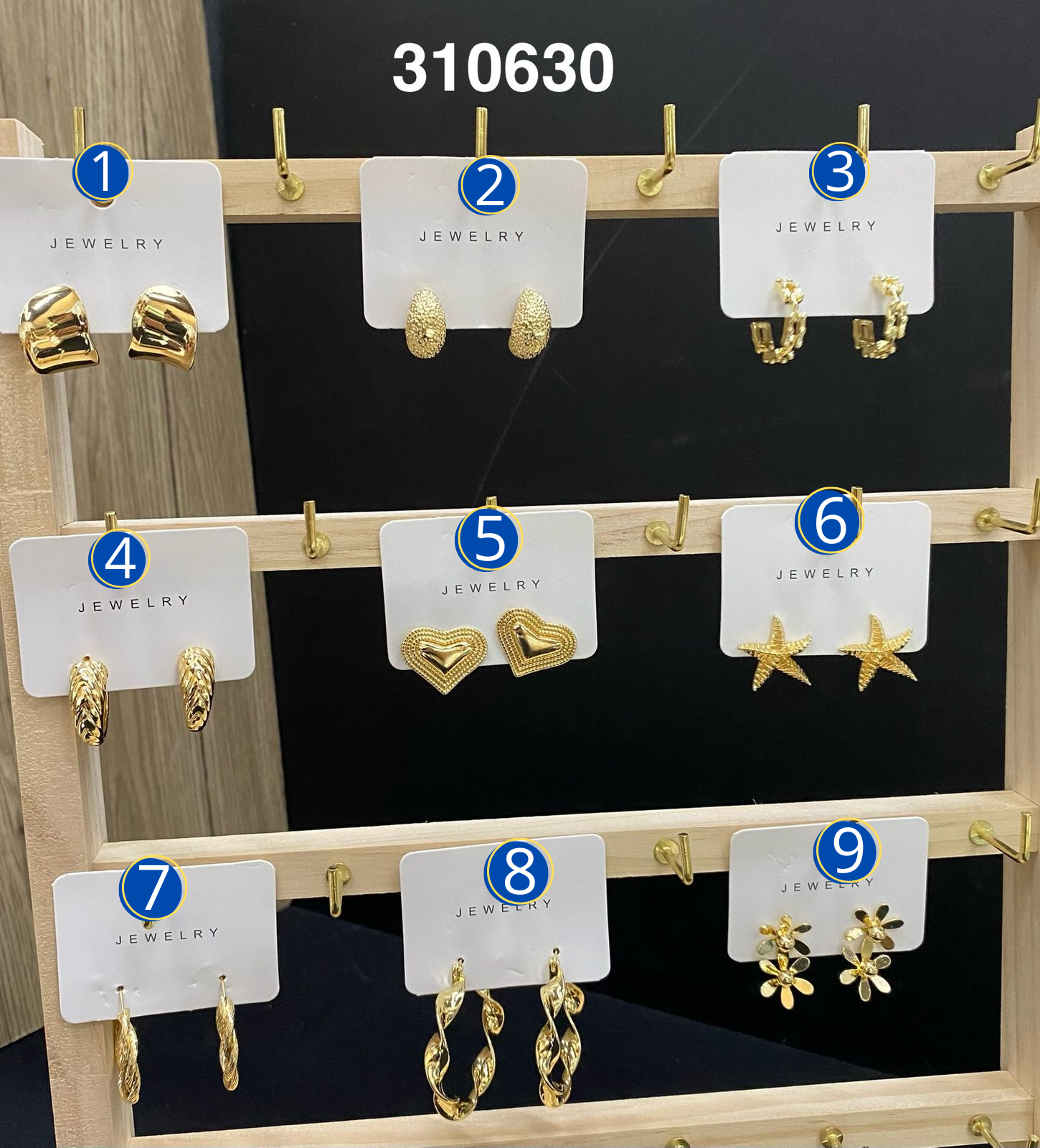Aretes Dorados diferentes formas M4 Oro Laminado