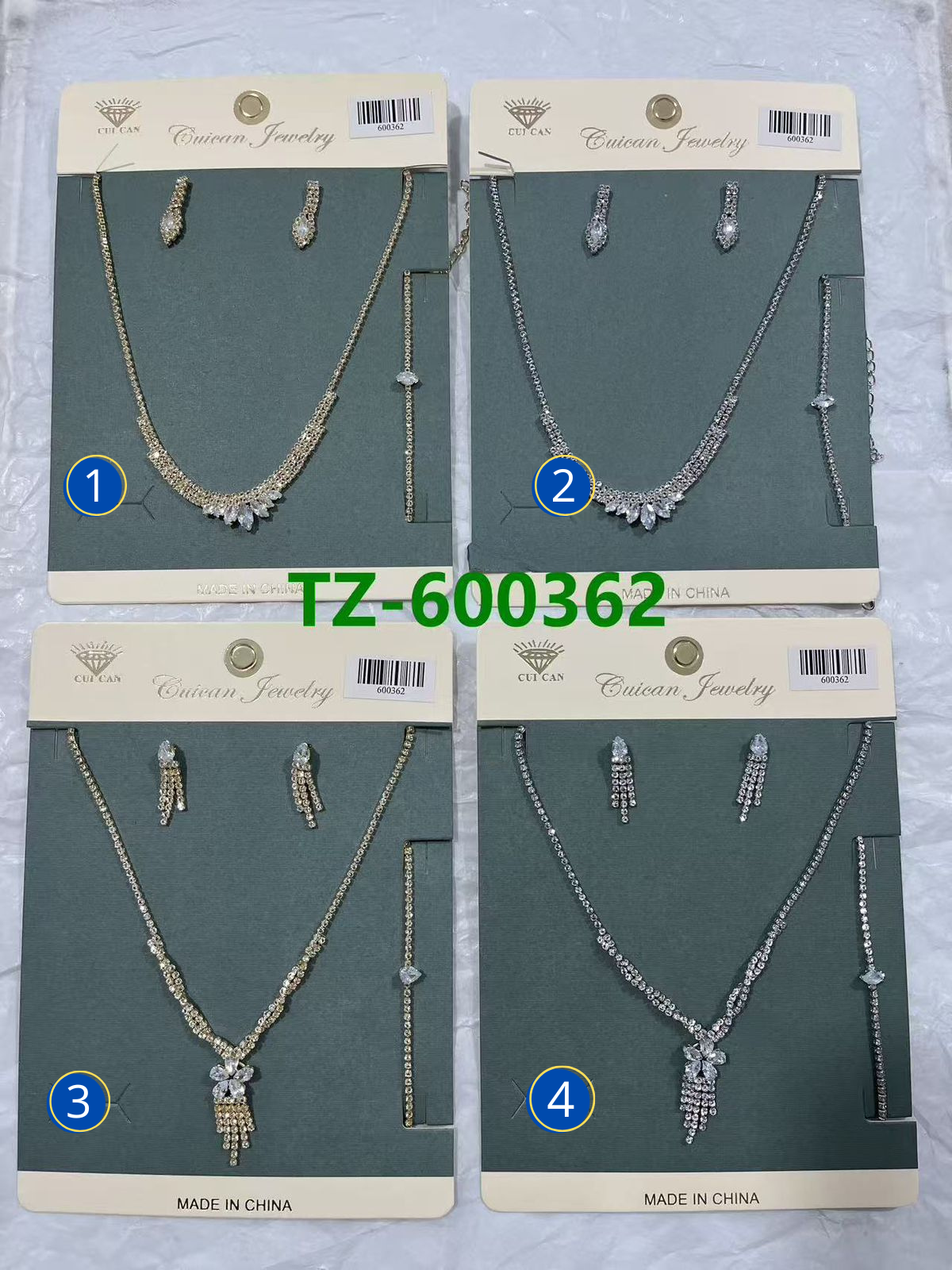 Conjuntos Plateados con piedras M25 Oro Laminado