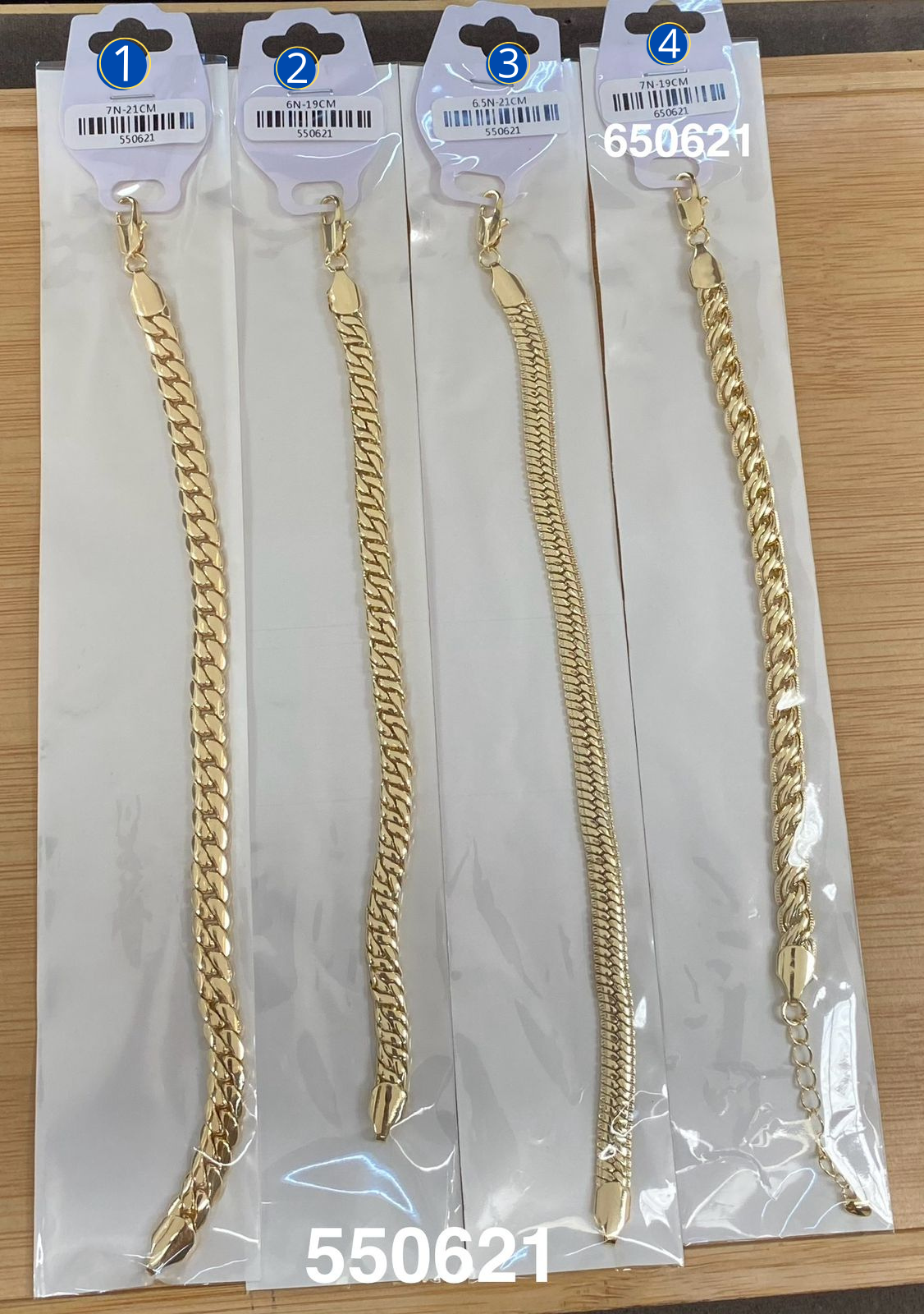 Pulseras Doradas M8 Oro Laminado 03/03/26