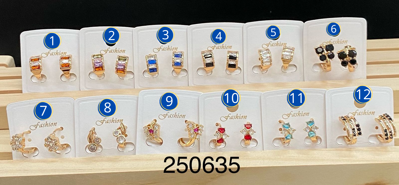 Aretes Dorados diferentes formas M23 Oro Laminado