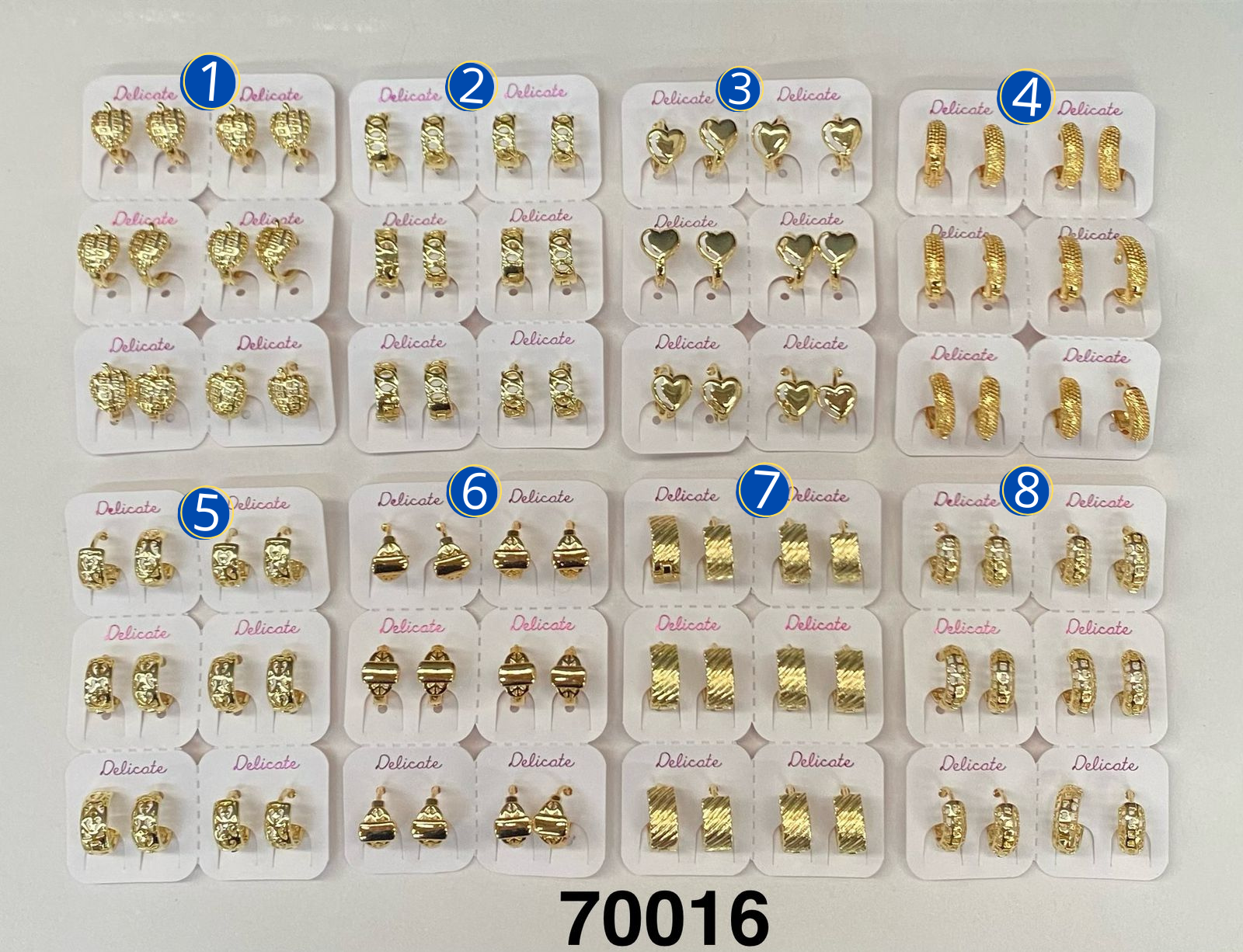 Paquete de 6 pares de Aretes Dorados M44 Oro Laminado