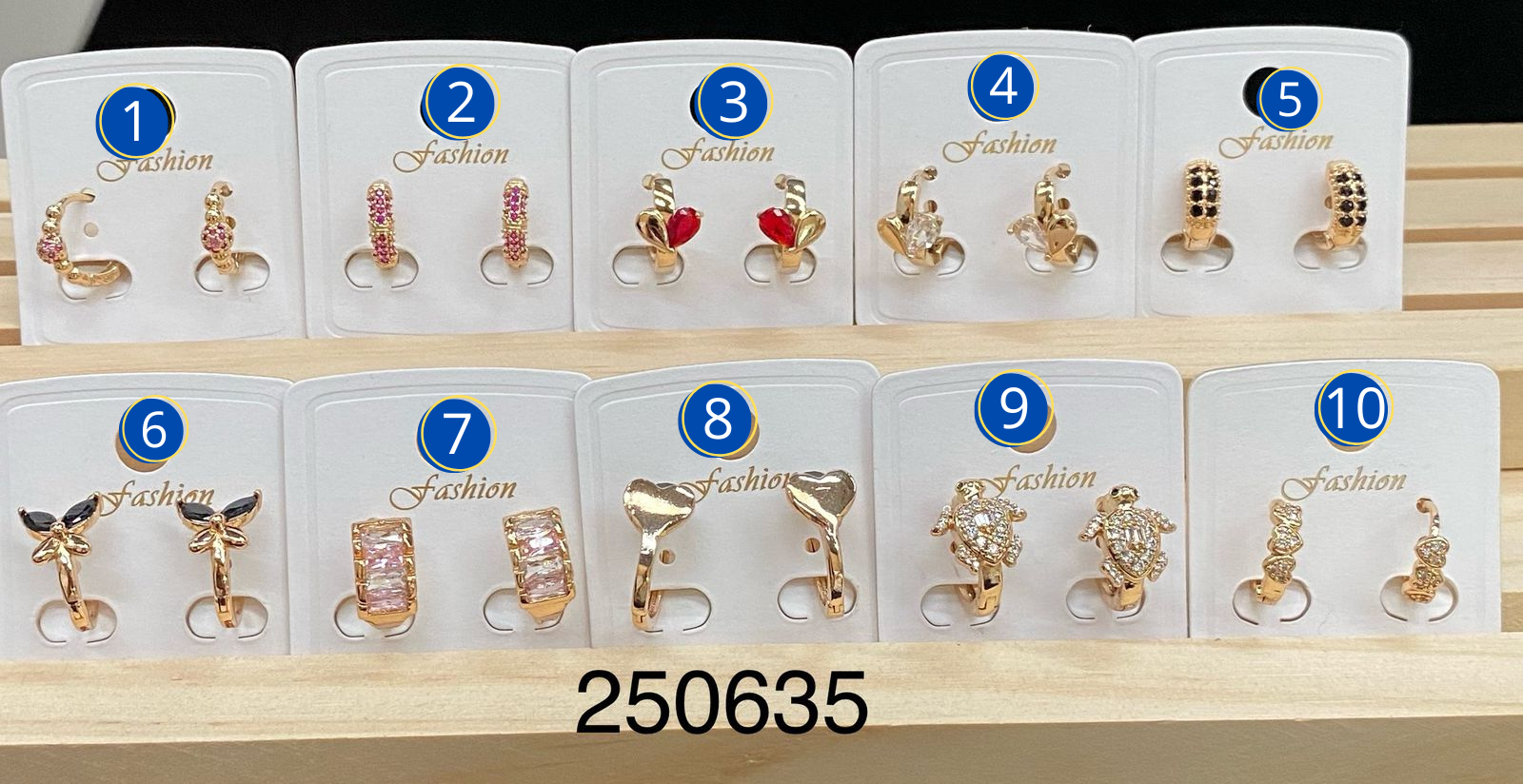 Aretes Dorados diferentes formas M26 Oro Laminado