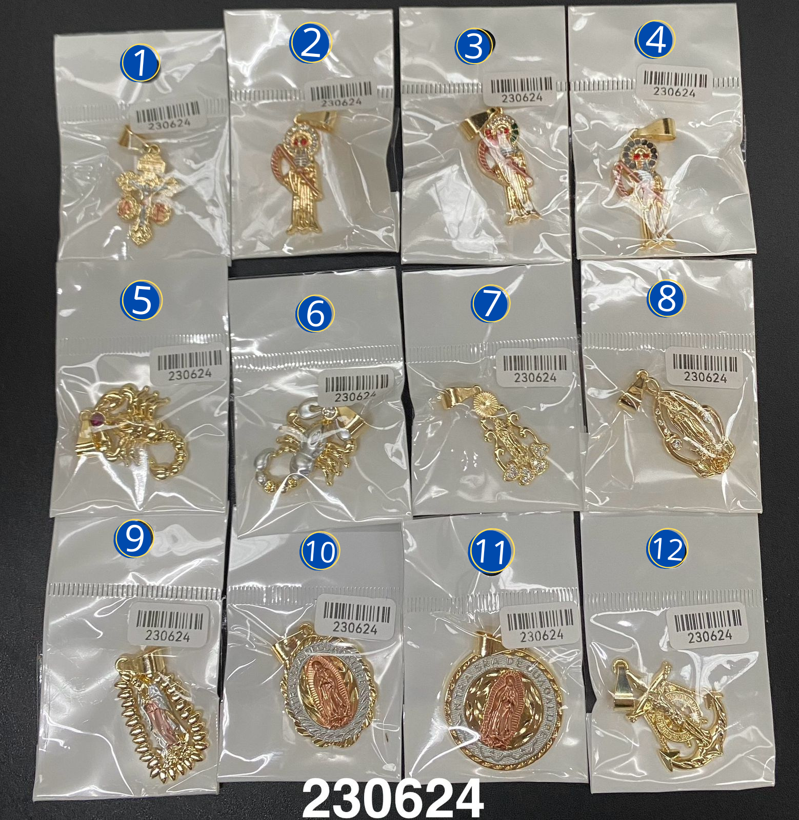 Dijes Dorados M19 Oro Laminado 04/03/26