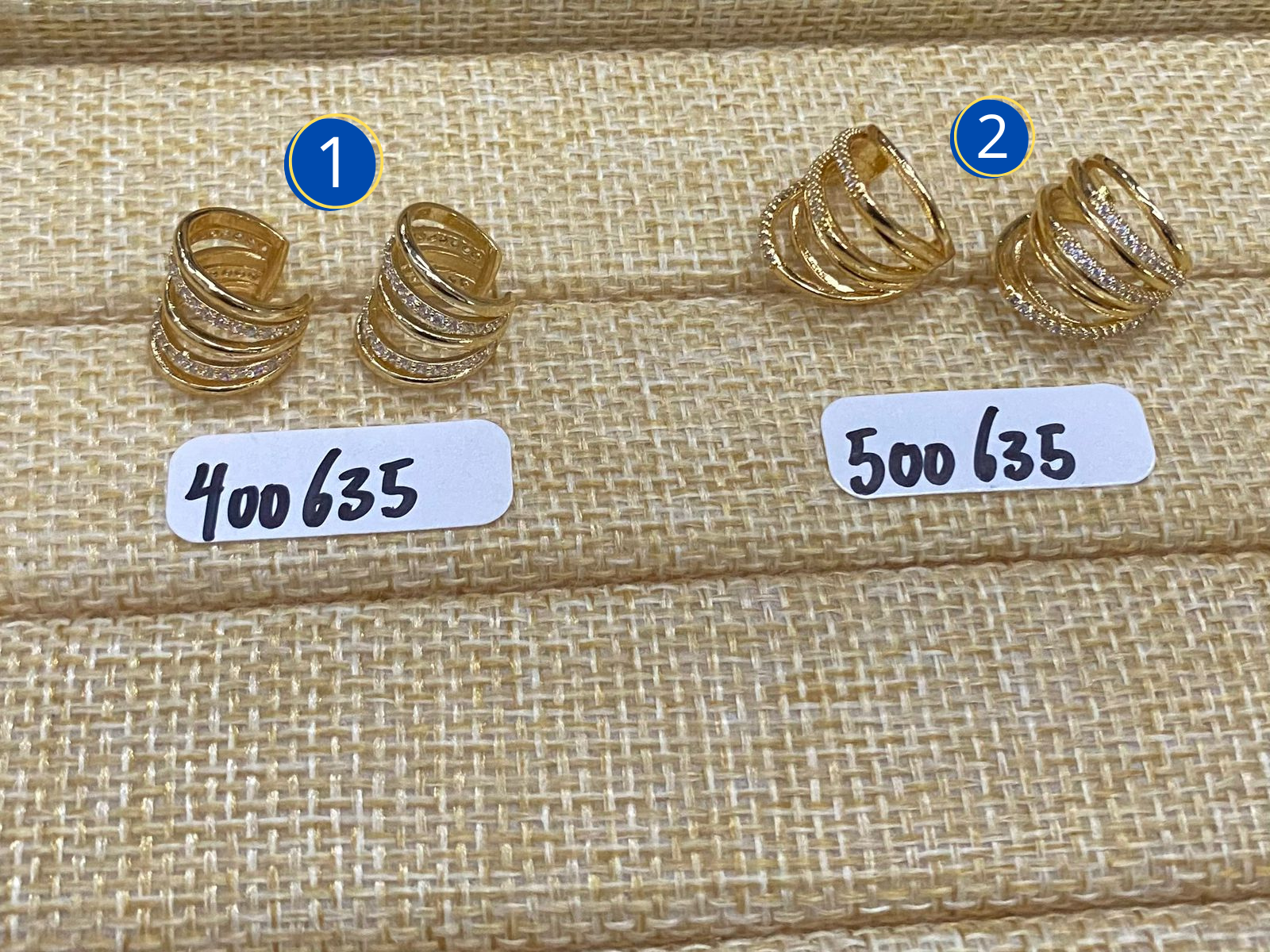 Aretes dorados M6 - Oro Laminado