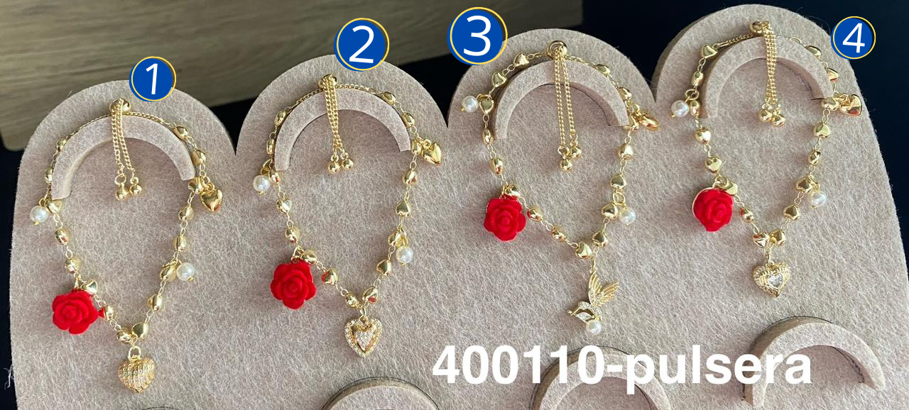 Pulsera Dorada con Dije M2 Oro Laminado