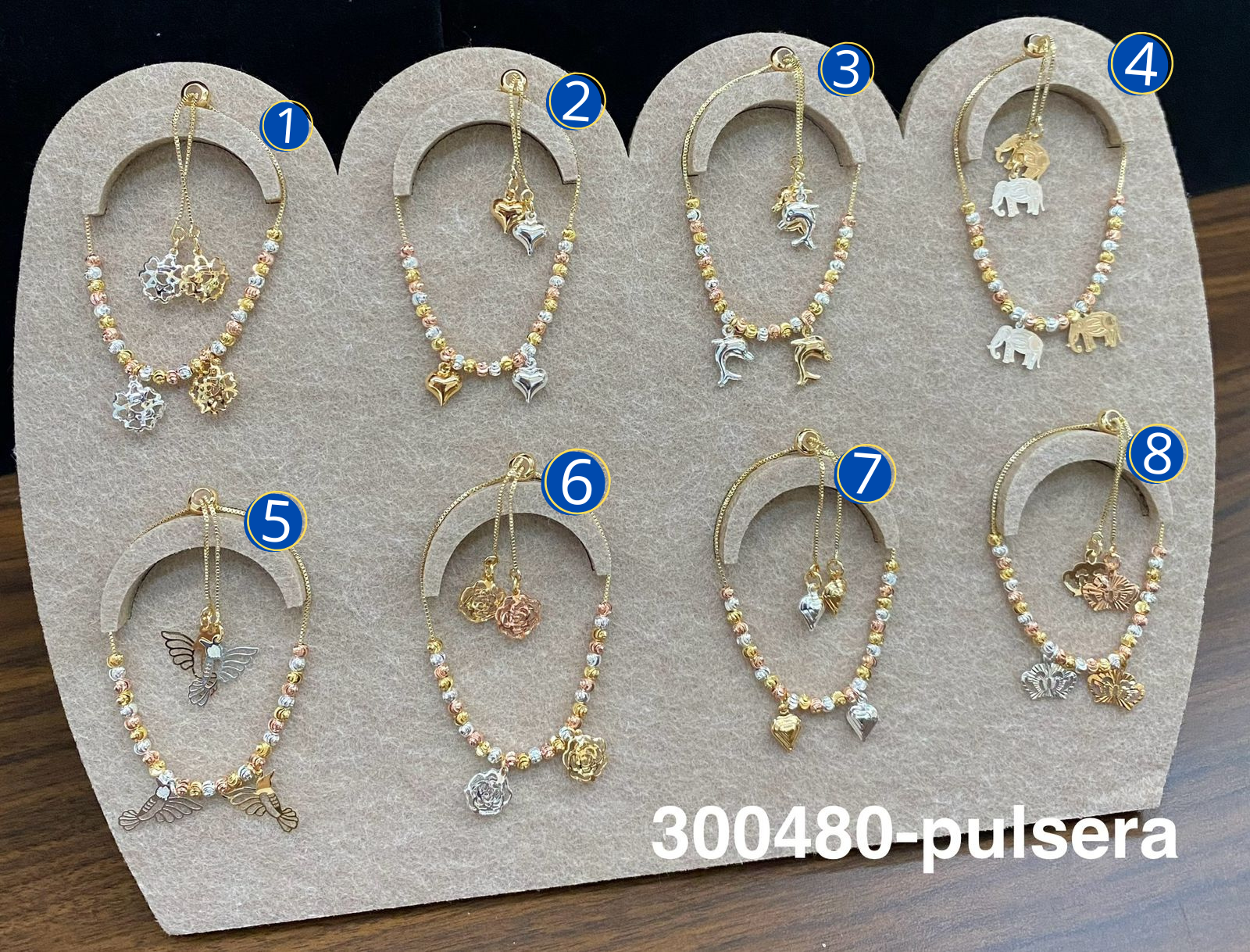 Pulsera de tres colores con Dije con M2 Oro Laminado