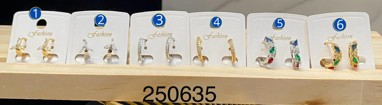 Aretes Dorados M9 Oro Laminado 02/03/26