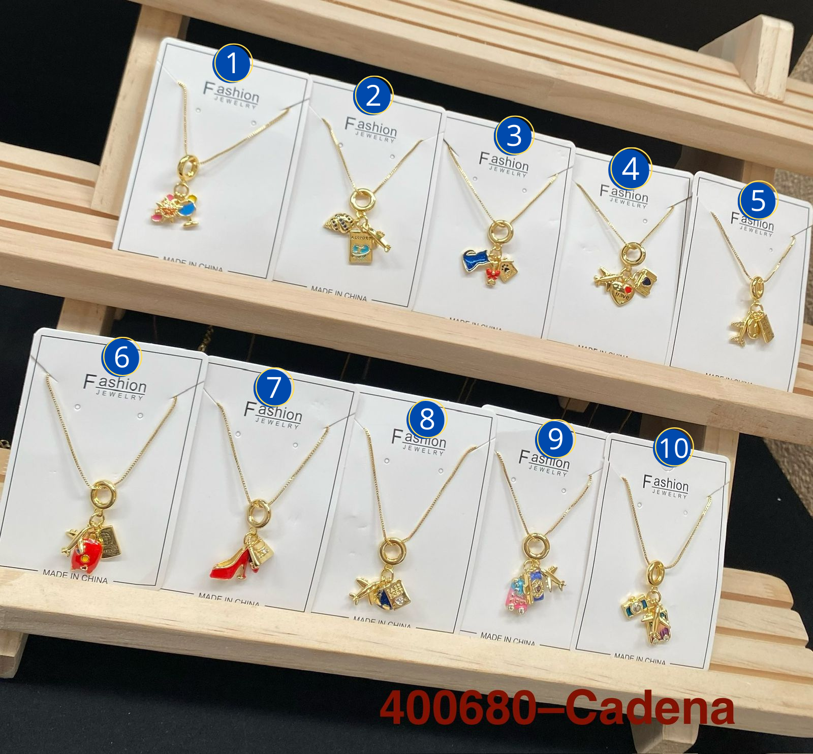 Cadenas Dorados con Diferentes Dijes M2 Oro Laminado