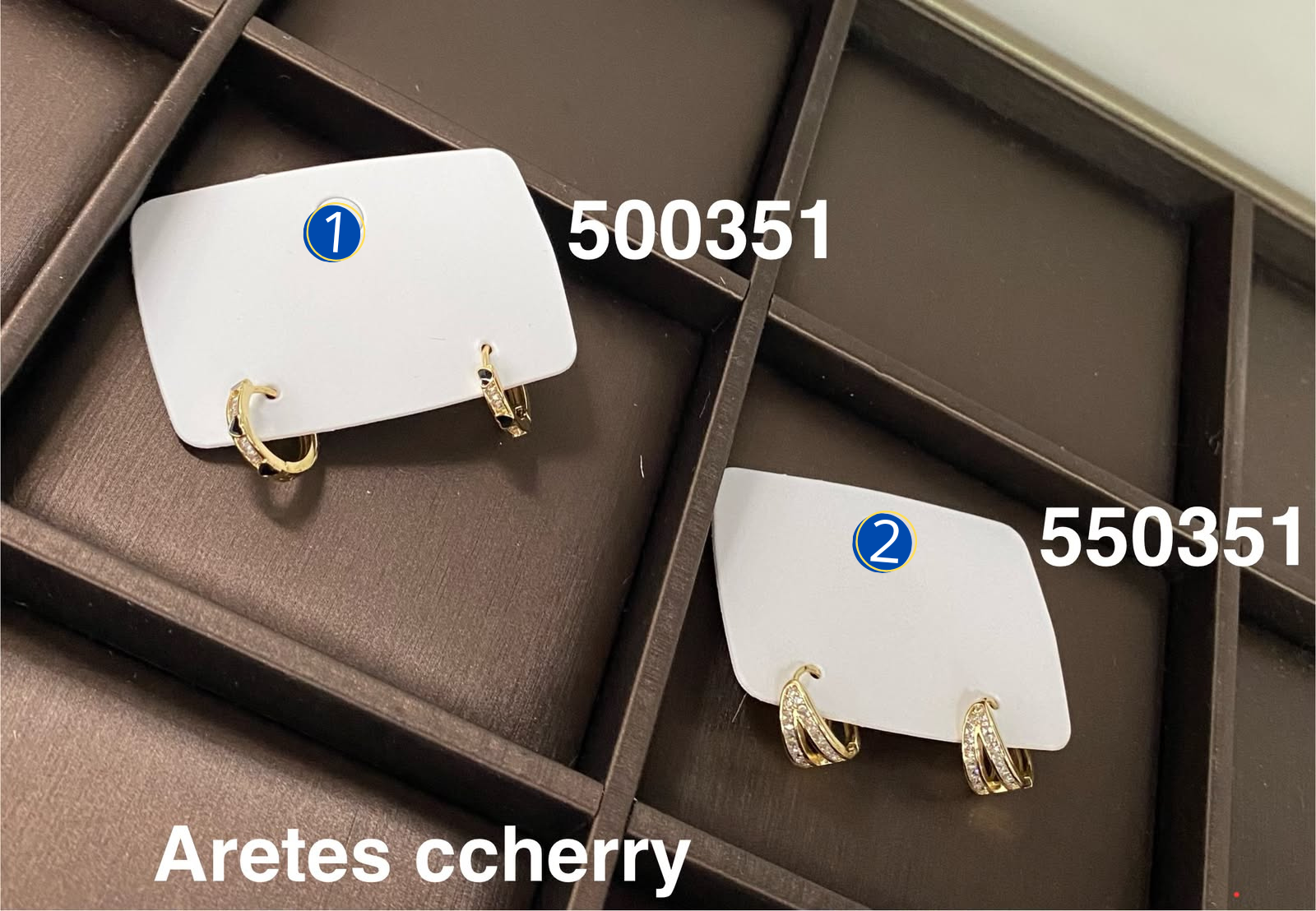 [08/JUNI/26] Aretes Dorados M7 Oro Laminado