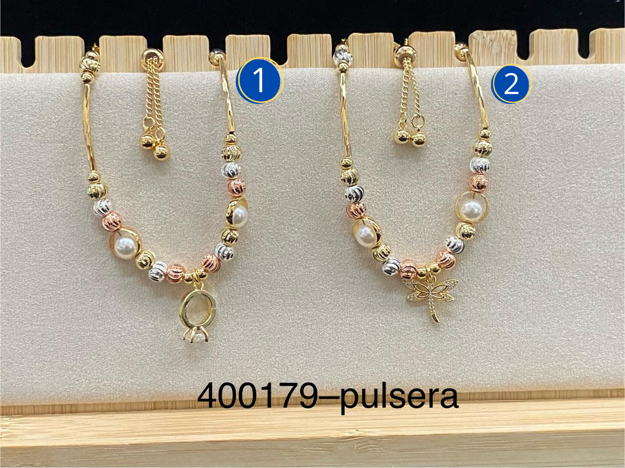 Pulseras doradas con diferentes dijes M4 - Oro Laminado