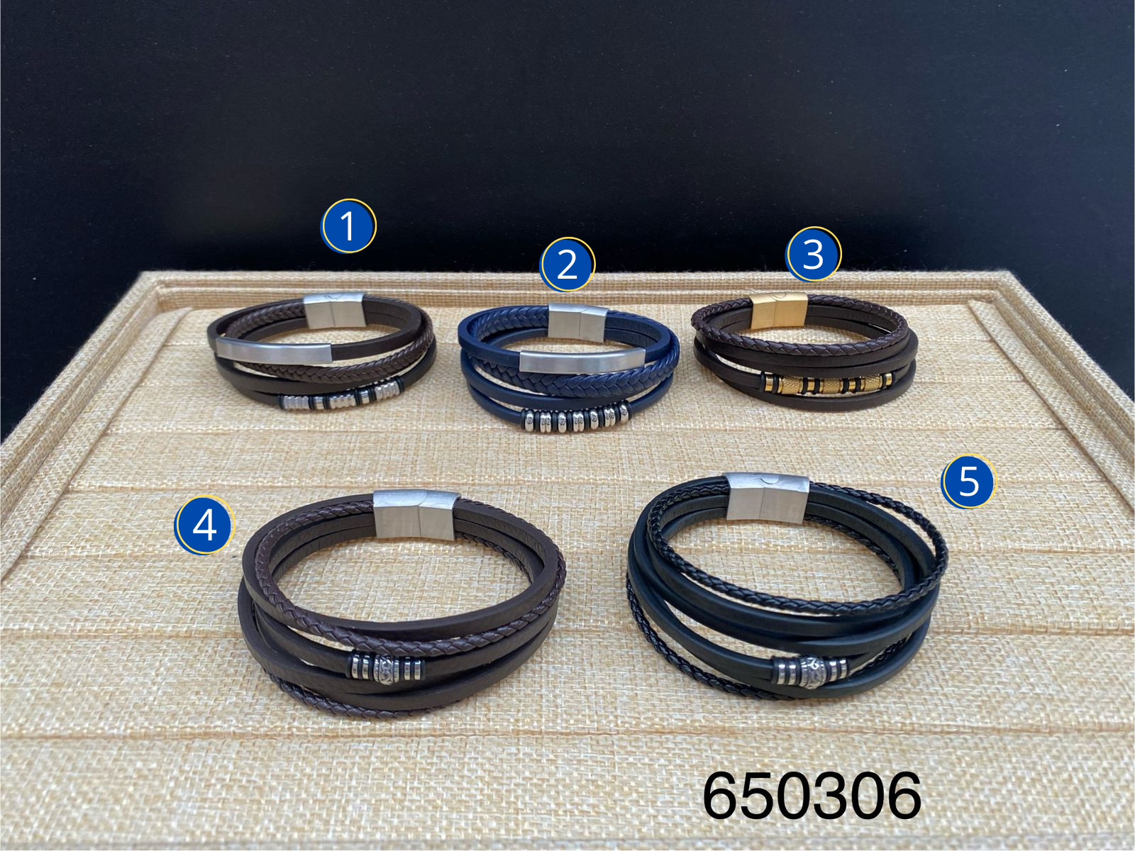 Pulsera de cuero M3 Oro Laminado