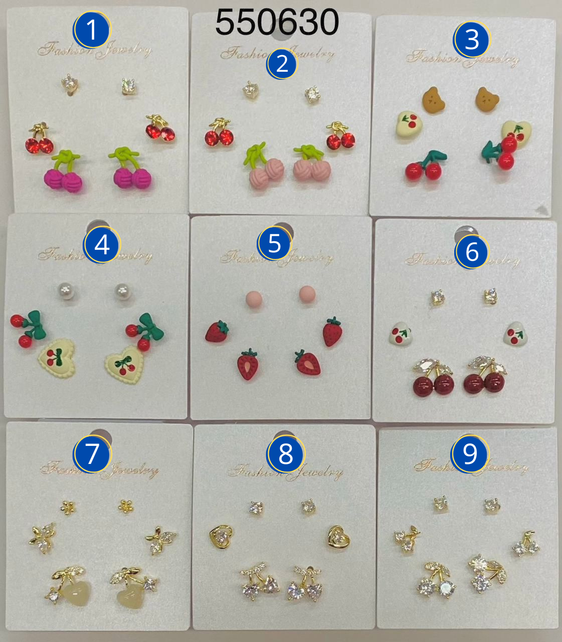Paquetes de 3 Aretes Dorados con piedras M8 Oro Laminado