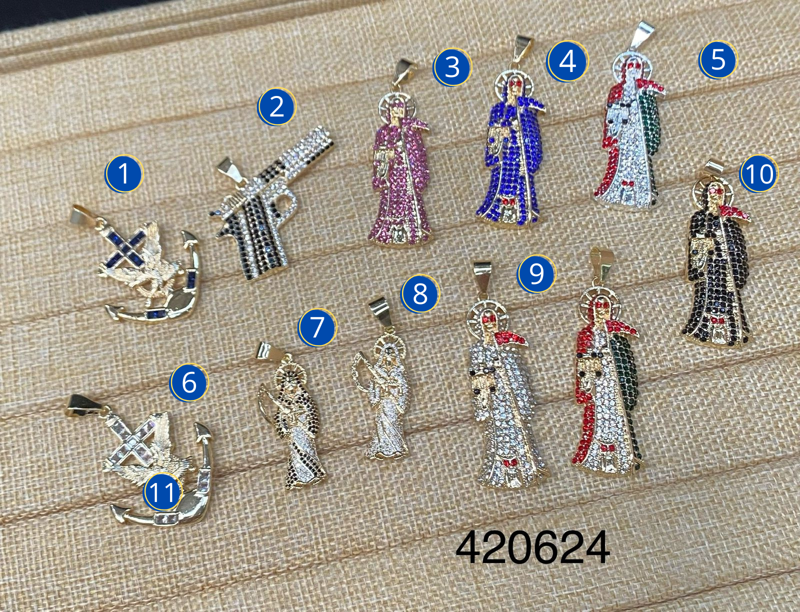 Dijes Dorados M36 Oro Laminado