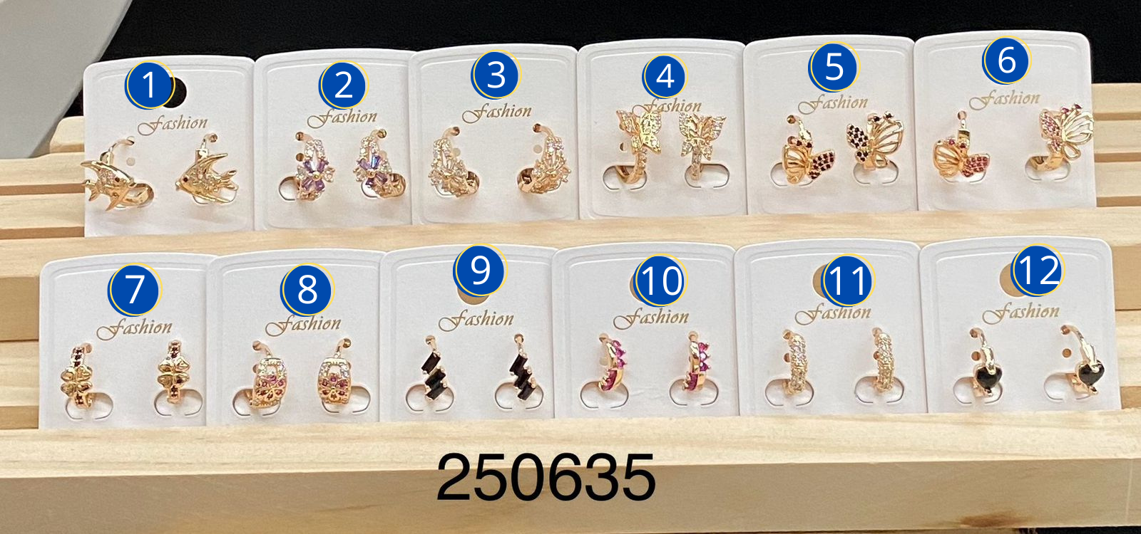 Aretes Dorados diferentes formas M20 Oro Laminado