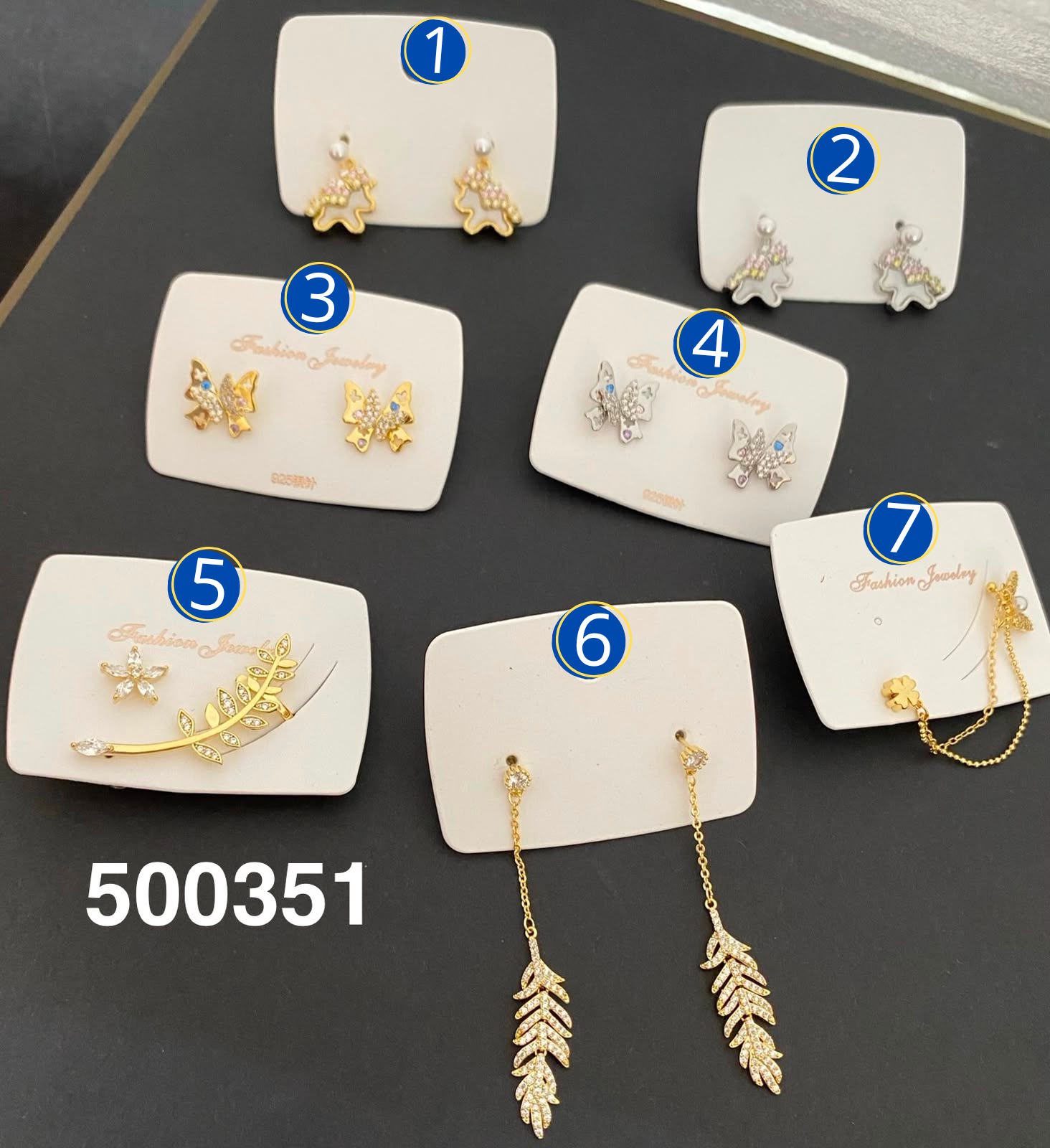 [08/JUNI/26] Aretes Dorados y Plateados M29 Oro Laminado