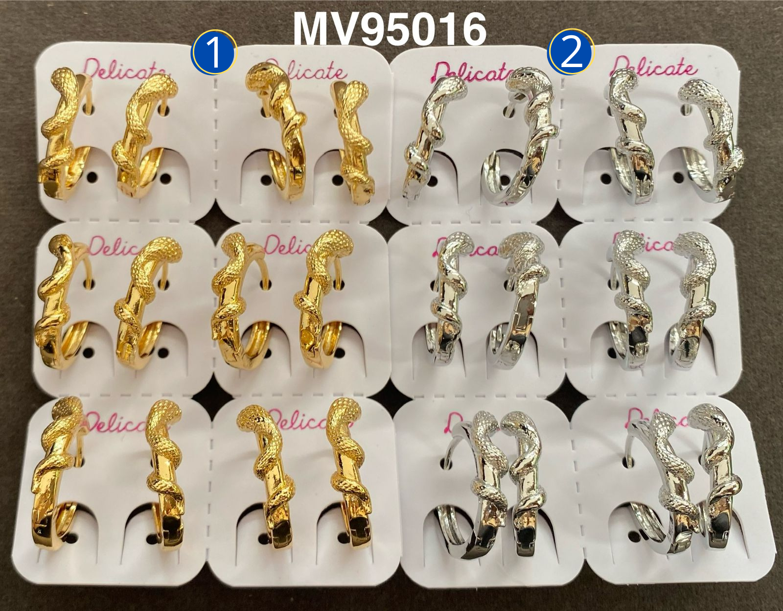 Aretes Huggies Tres Colores M24 Oro Laminado 11/02/26