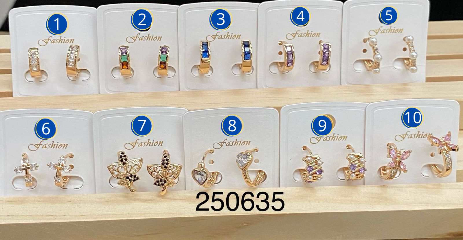 Aretes Dorados diferentes formas M25 Oro Laminado