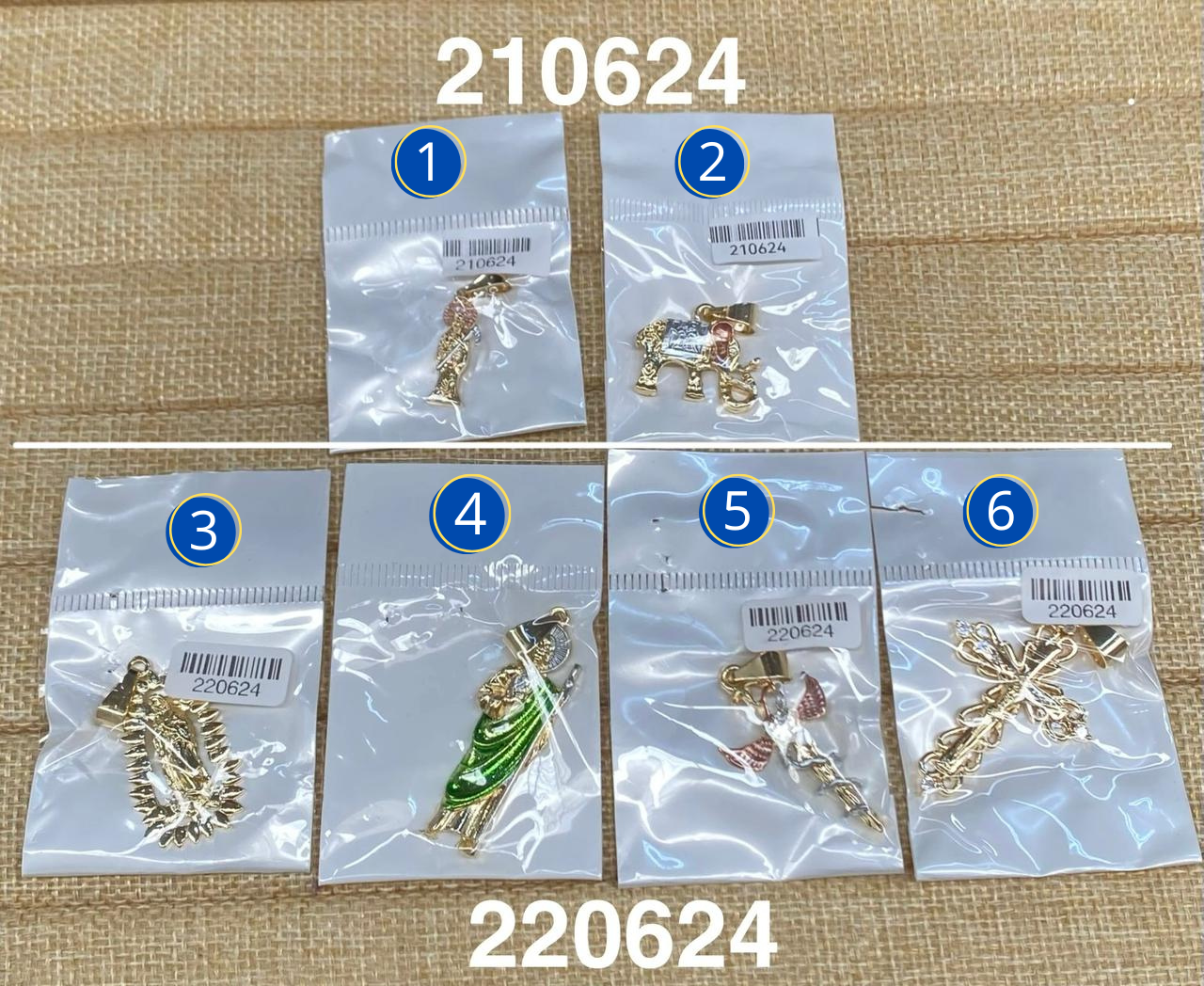 Dijes Dorados M3 Oro Laminado