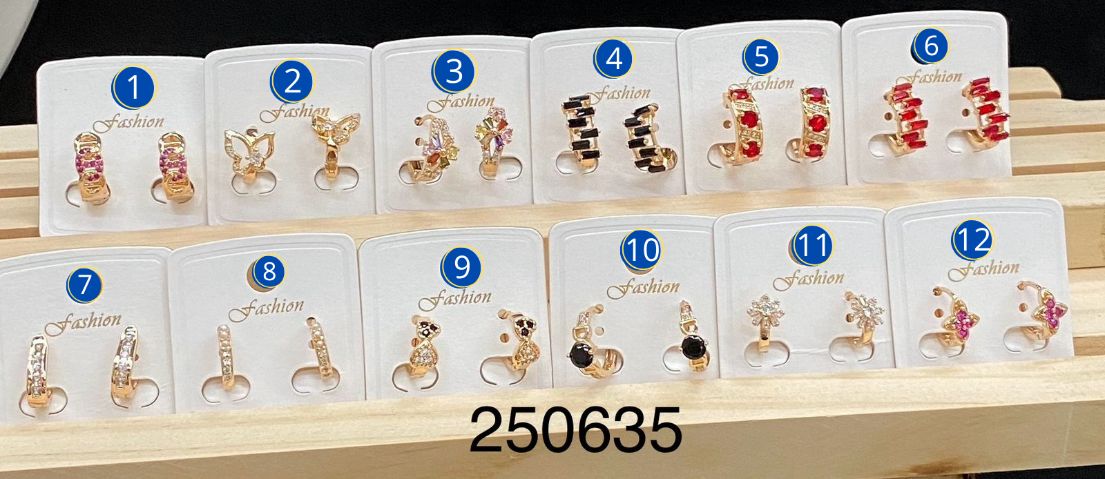 Aretes Dorados diferentes formas M16 Oro Laminado