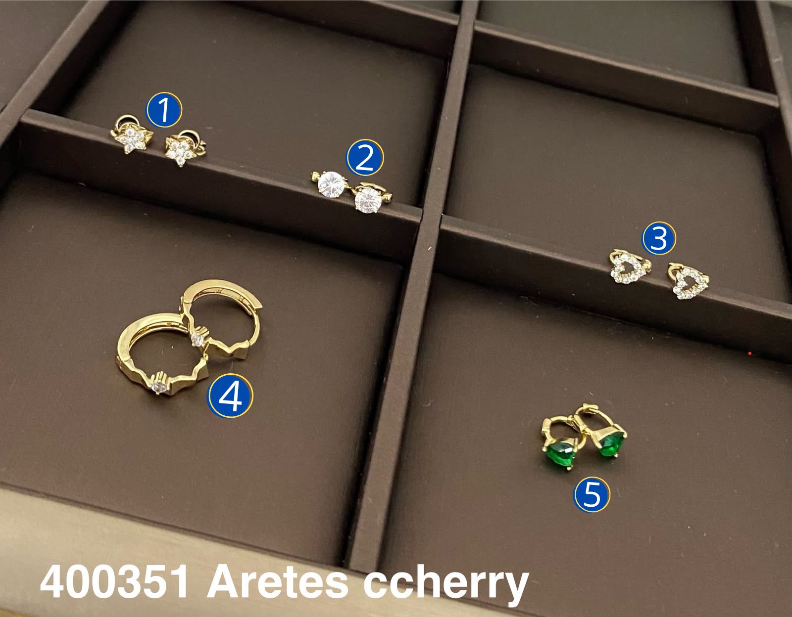 [08/JUNI/26] Aretes Dorados M5 Oro Laminado