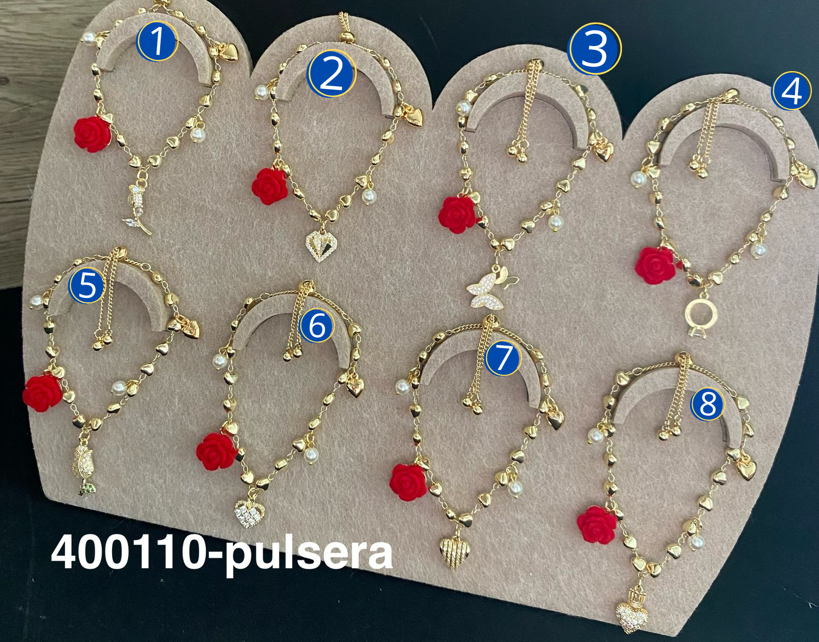 Pulsera Dorada con Dije M1 Oro Laminado