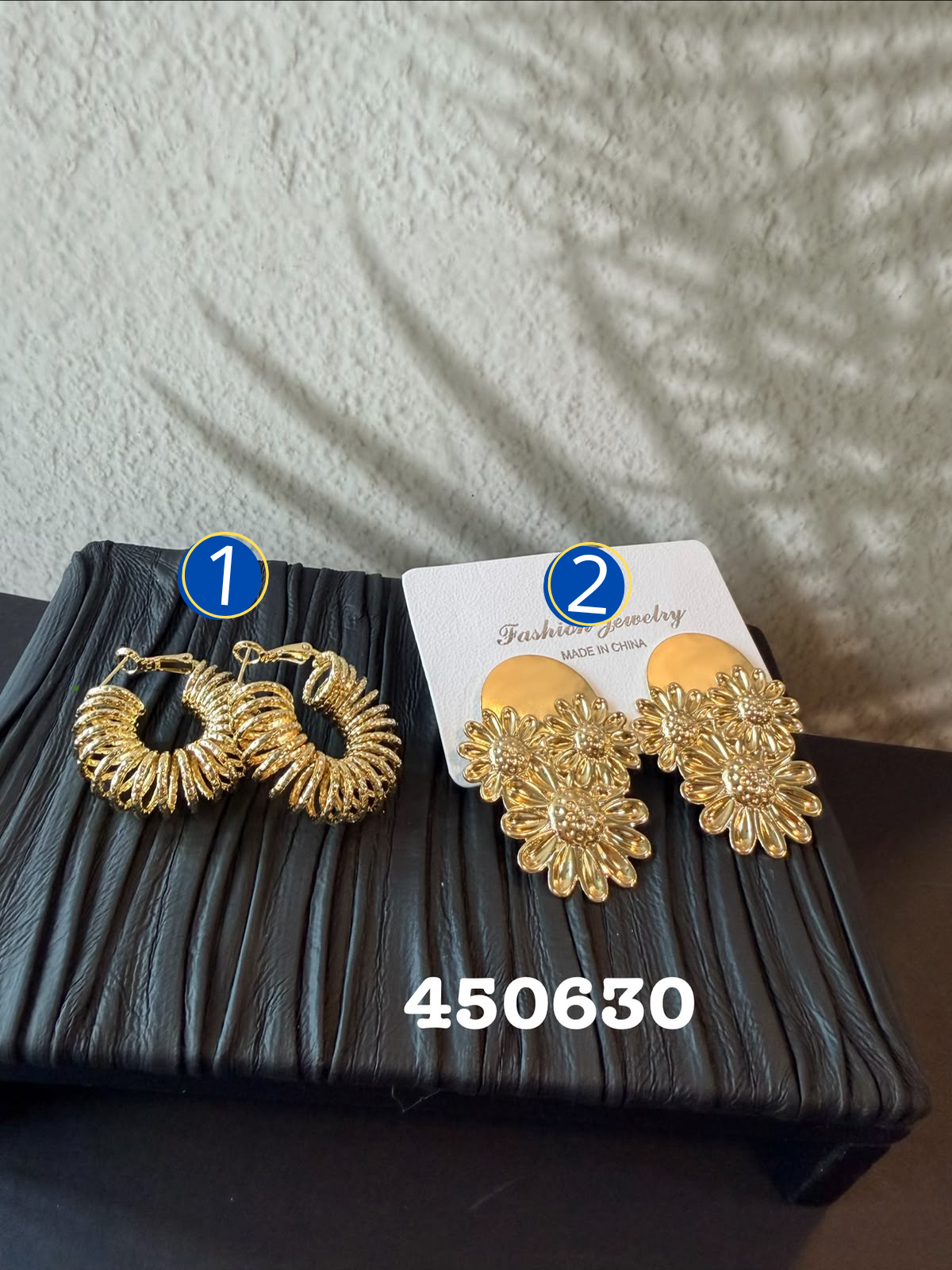 [01/AGOSTO/26] Aretes Dorados M5 Oro Laminado