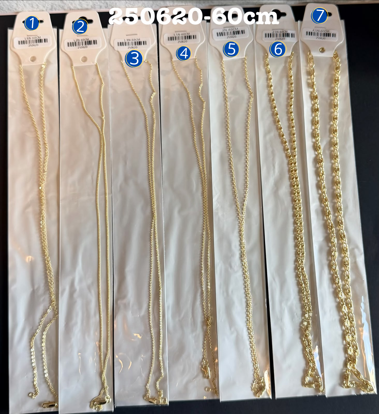 [01/AGOSTO/26] Cadena Dorada de 60 cm M3 Oro Laminado