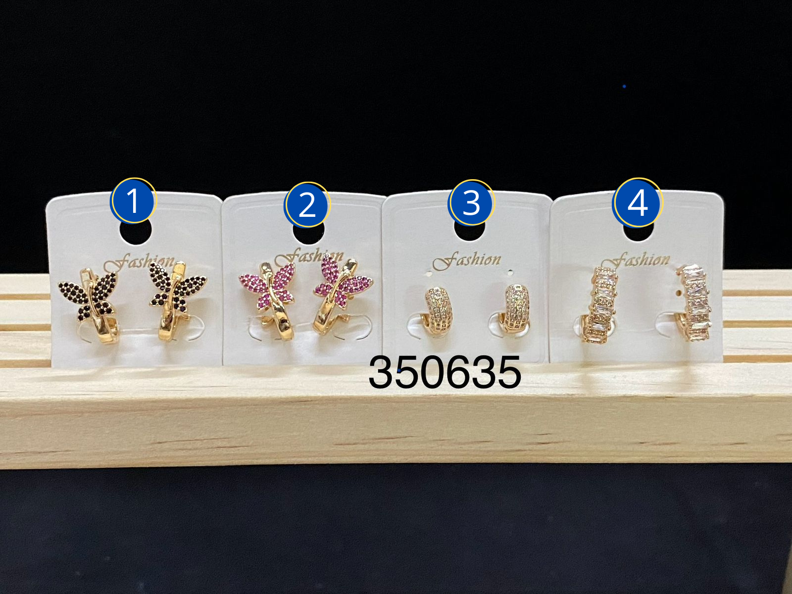 Aretes Huggies M18 ORO LAMINADO