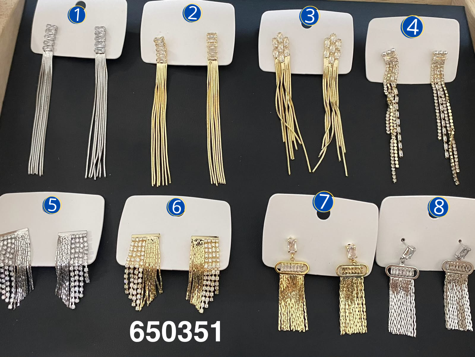 [08/JUNI/26] Aretes Dorados y Plateados M19 Oro Laminado