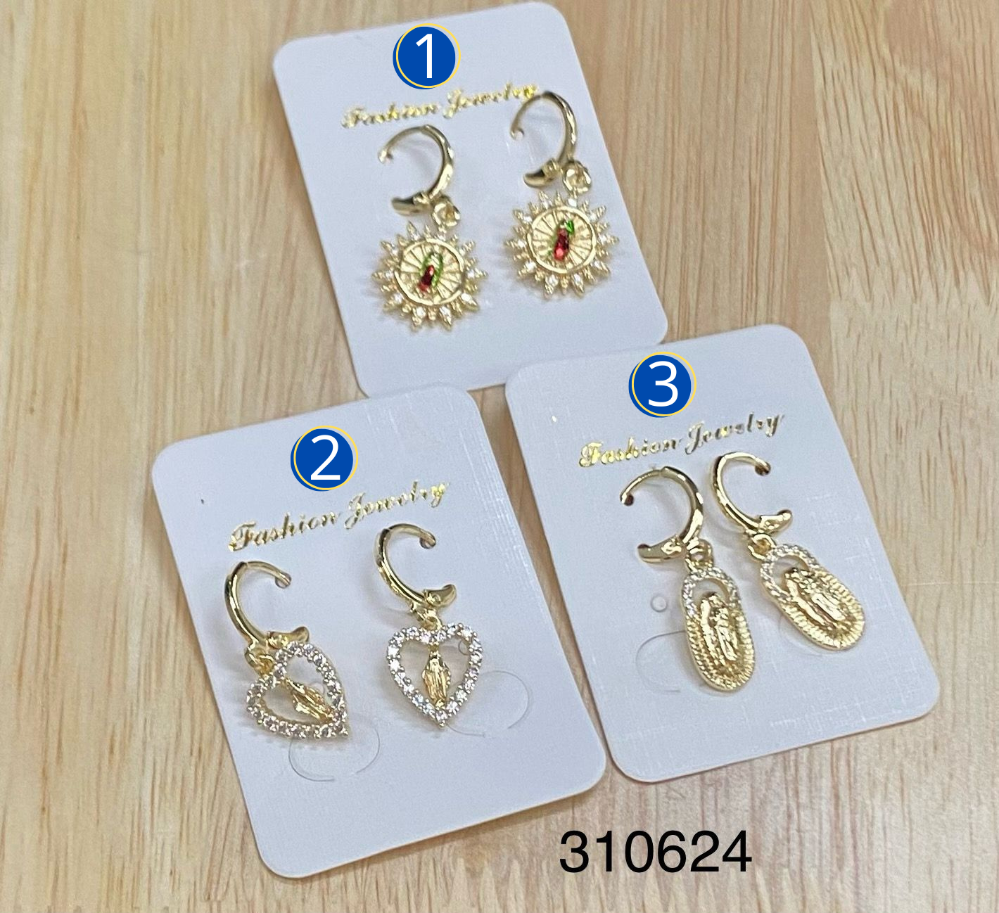 Aretes Dorados Religiosos M4 Oro Laminado