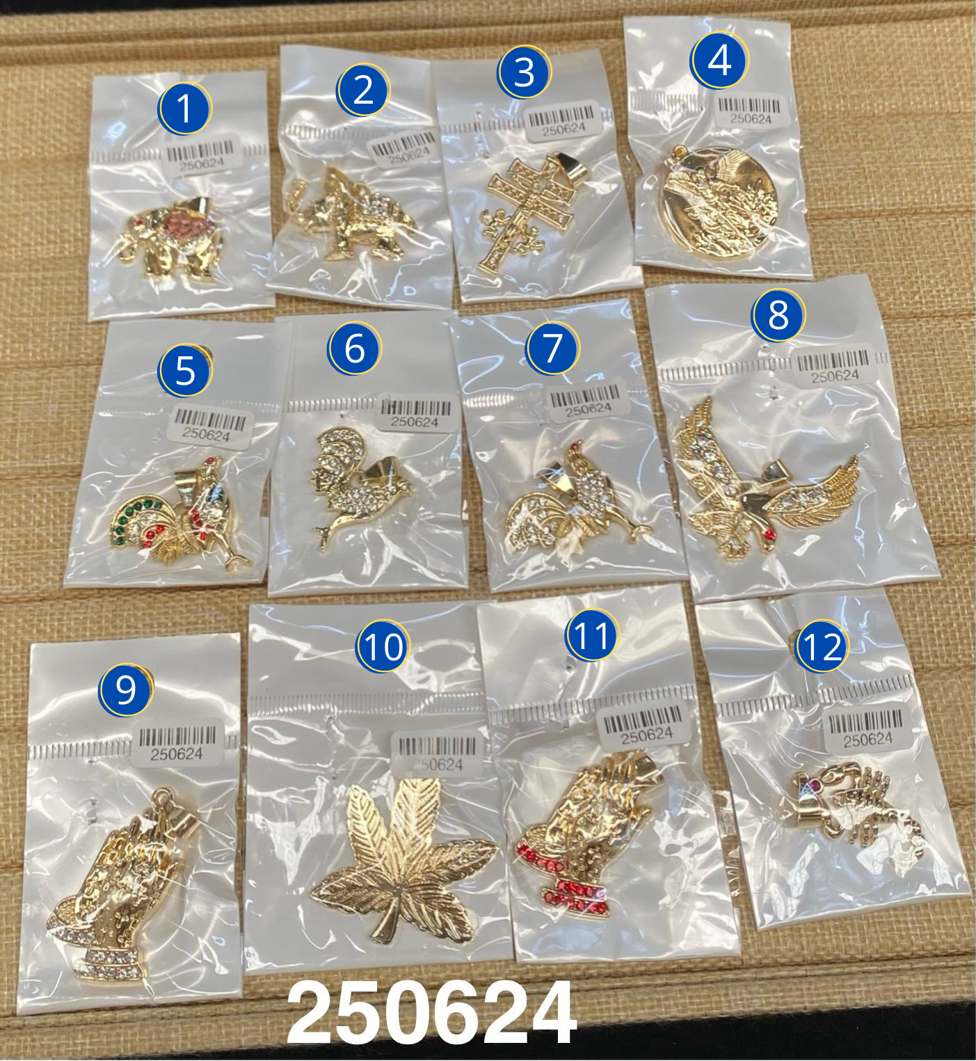 Dijes Dorados M14 Oro Laminado
