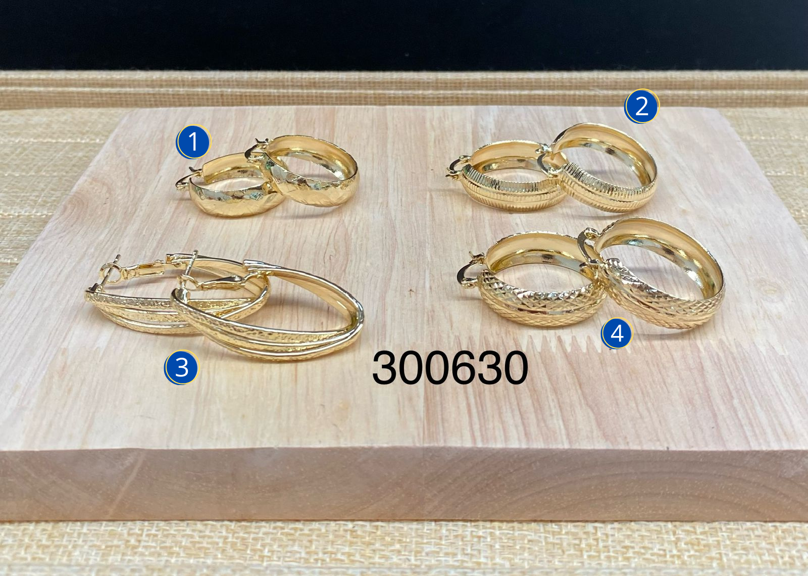 Arracadas Doradas M15 Oro Laminado