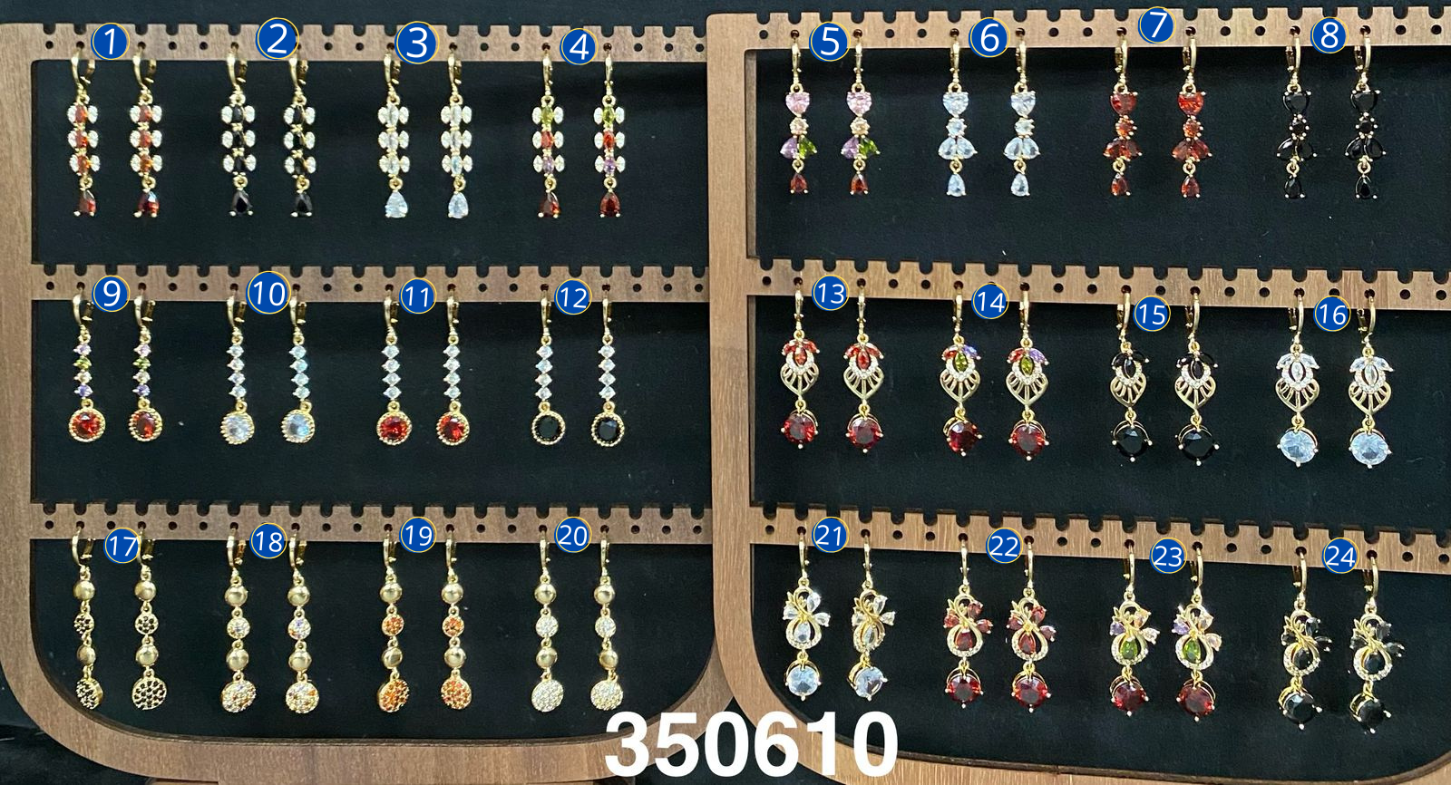 Aretes Largos con piedras M5 Oro Laminado 04/03/26