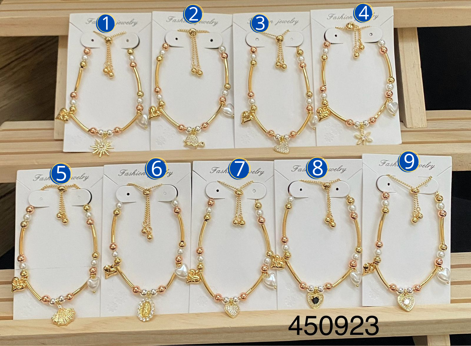 Pulsera Dorada con Dije M16 Oro Laminado
