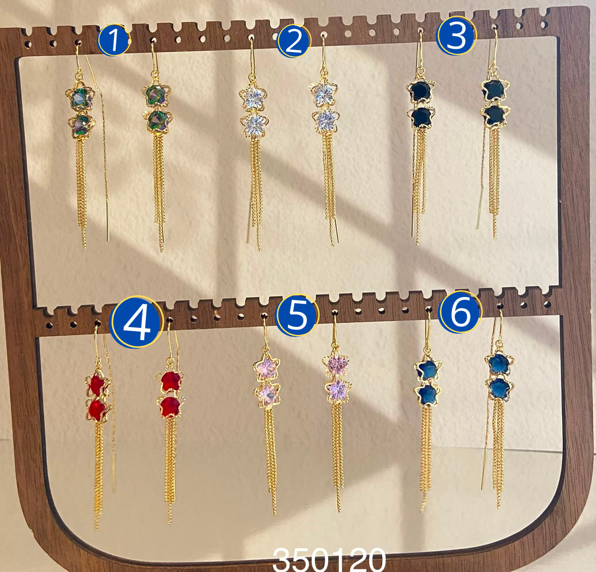 [12/SEPTIEMBRE/26] Aretes Largos Dorados M10 Oro Laminado