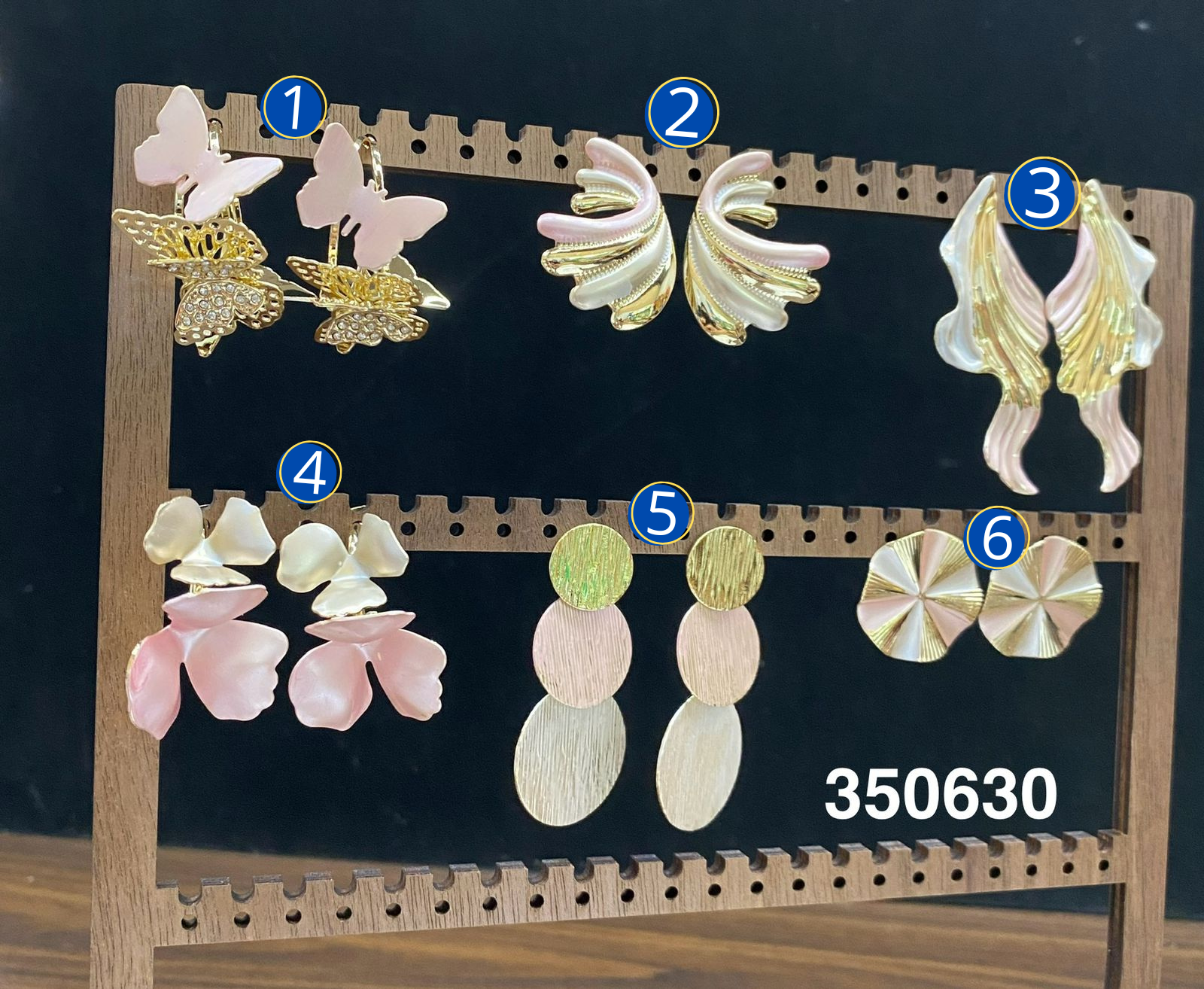 Aretes de Tres colores M6 Oro Laminado