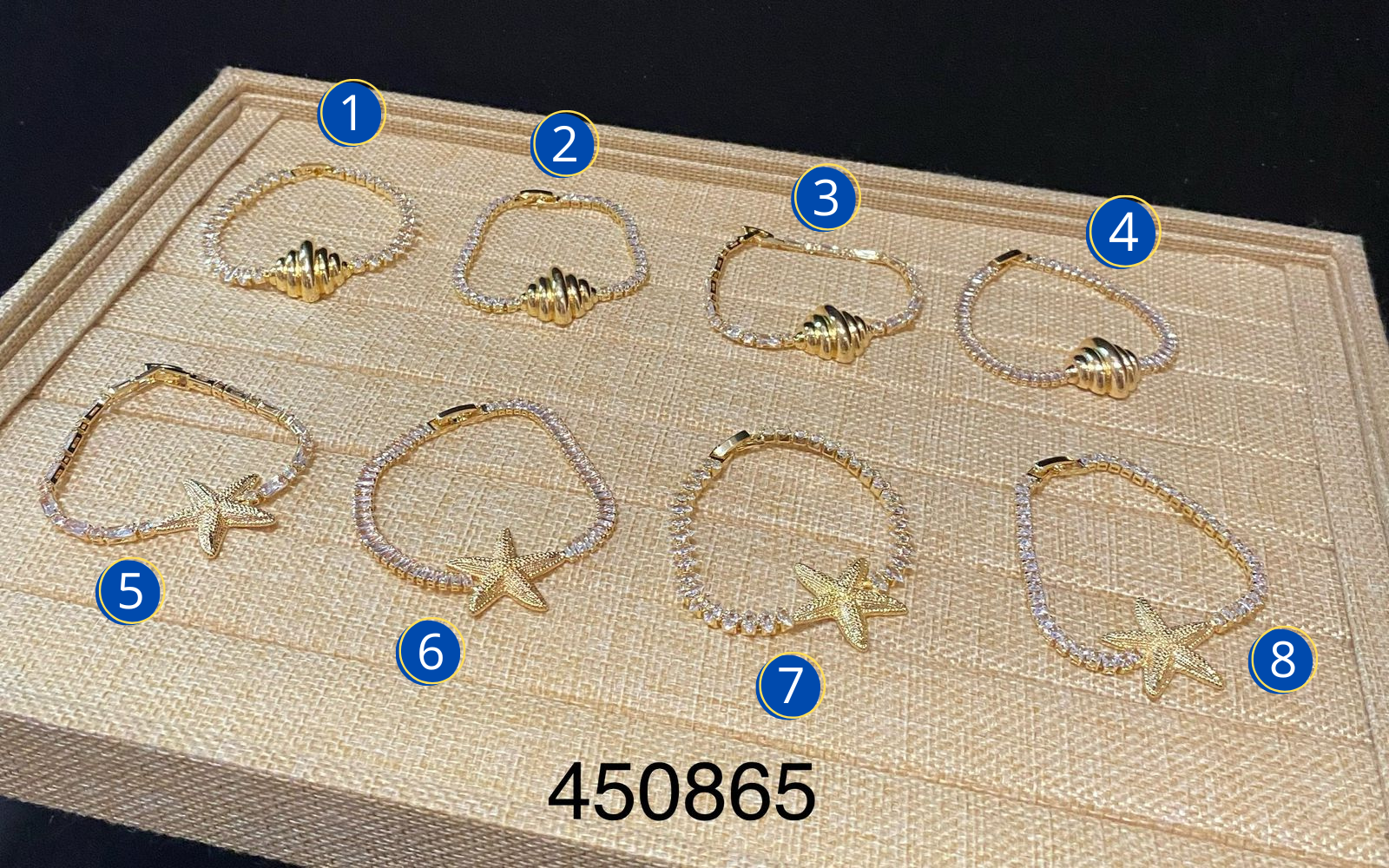 Pulsera con Piedras y dijes de Mar M3 Oro Laminado