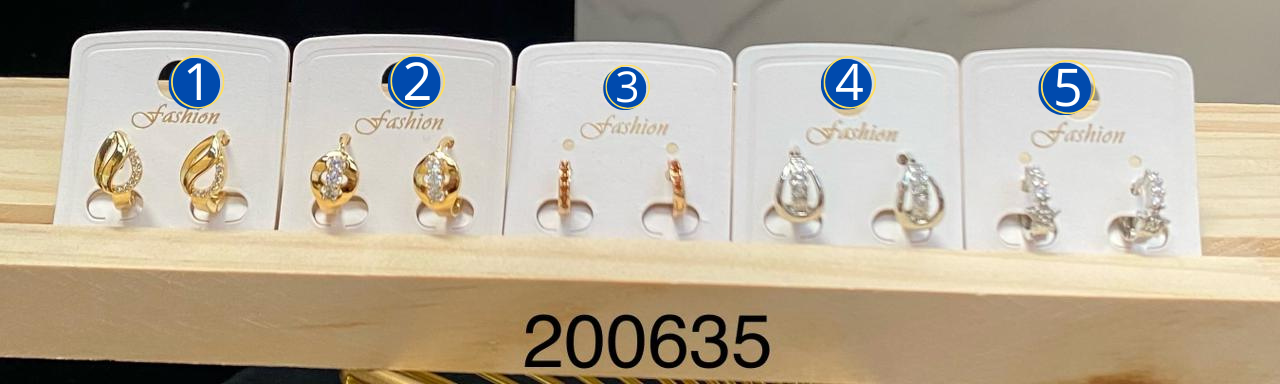 Aretes Dorados M11 Oro Laminado 02/03/26