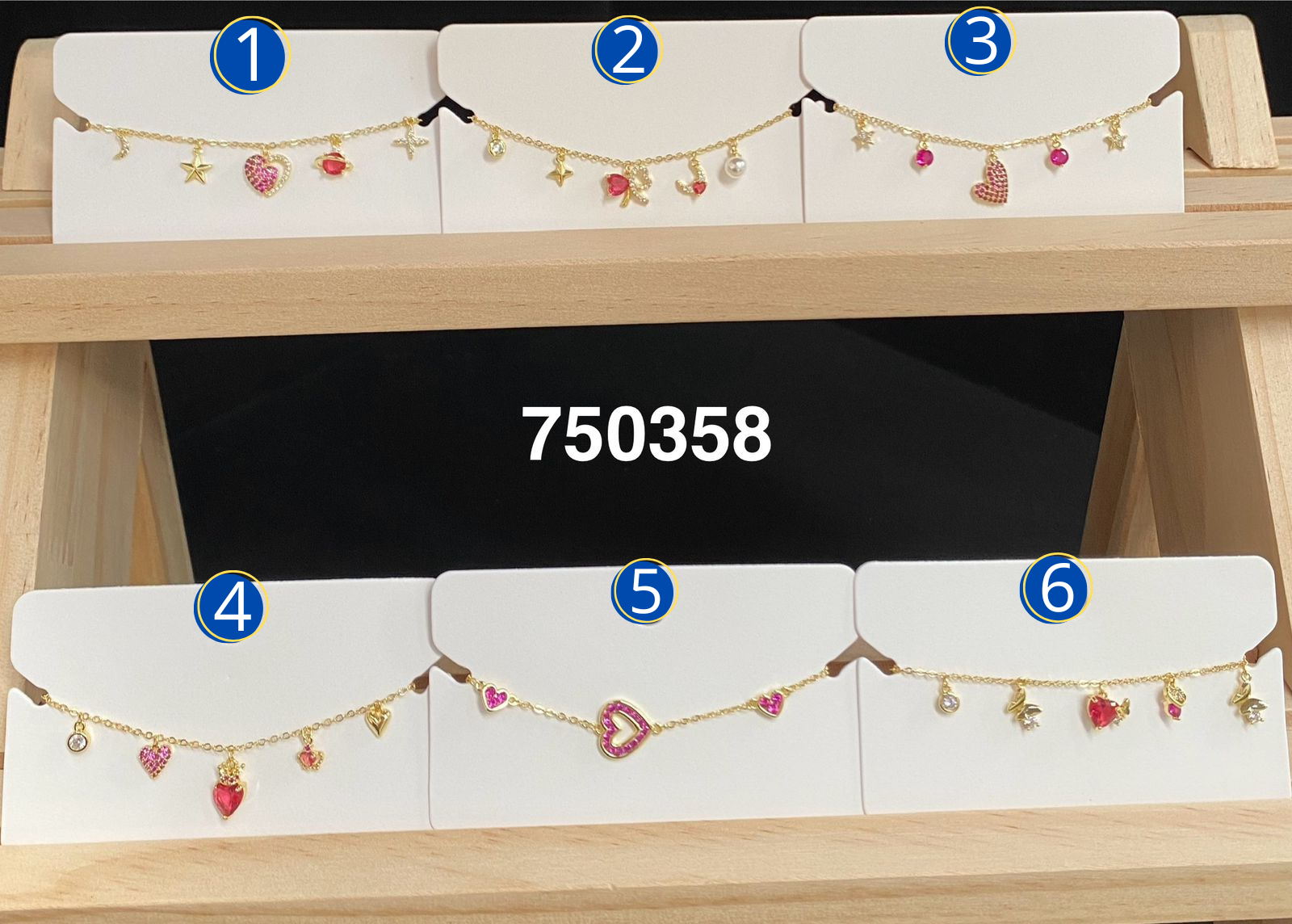 Pulseras Dorado con Dijes M4 Oro Laminado