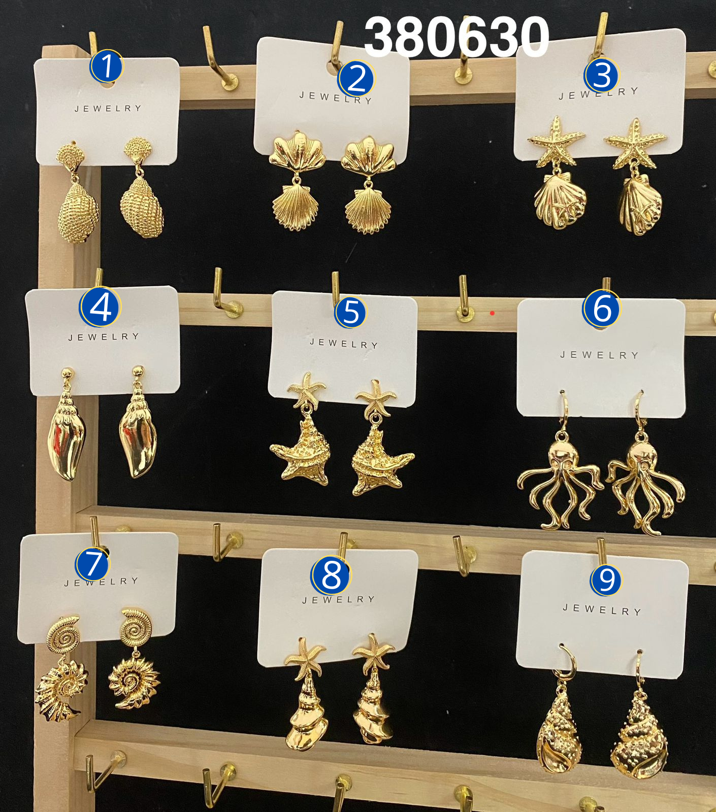 Aretes Dorados Diferentes Diseños M2 Oro Laminado