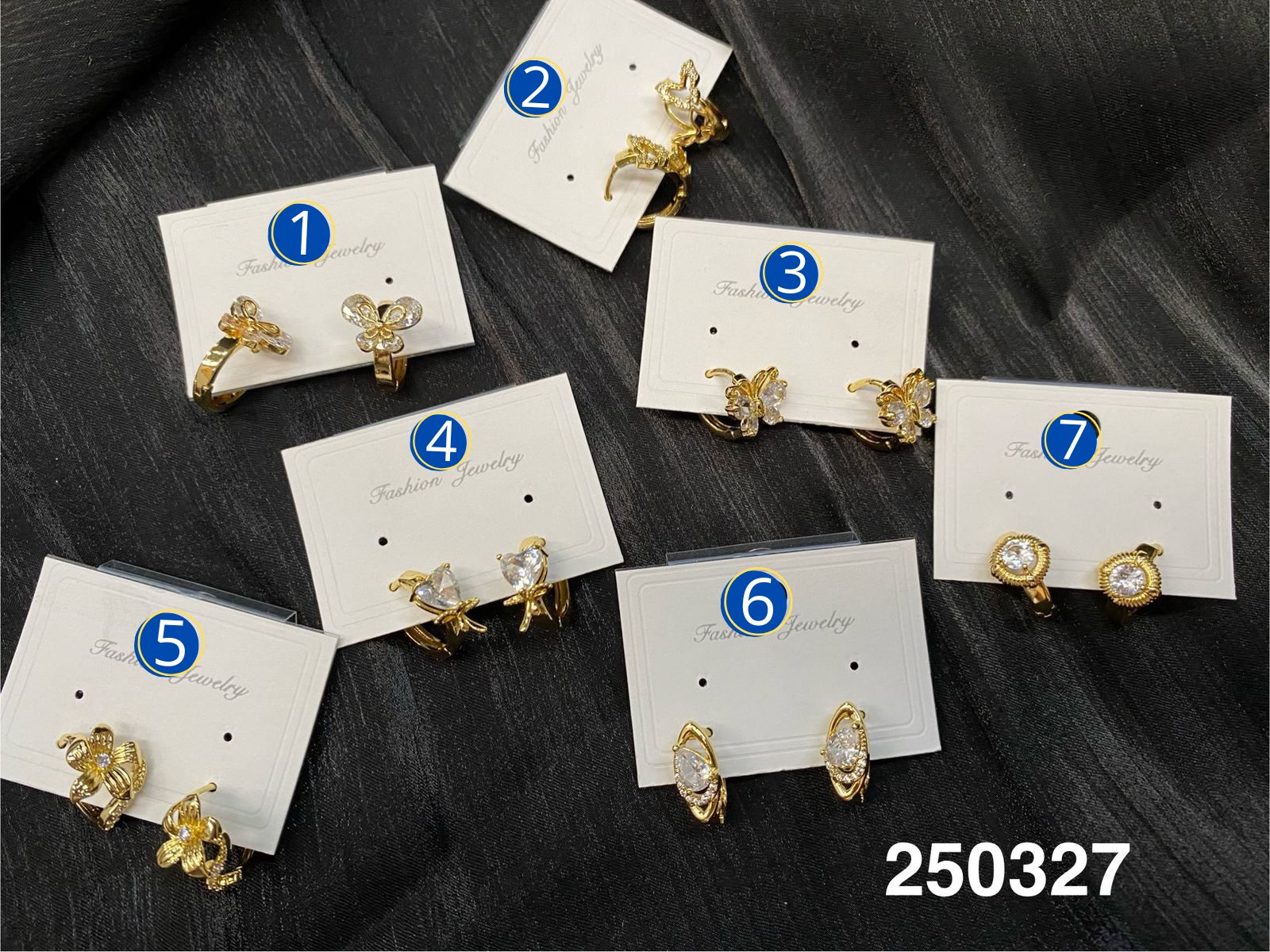 Aretes Dorados con Piedras de aro M4 Oro Laminado