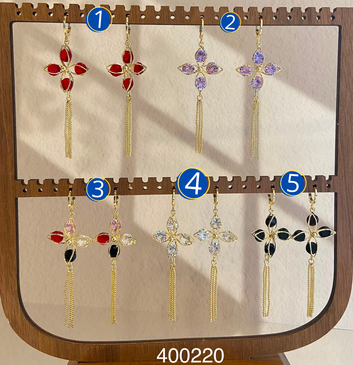 [12/SEPTIEMBRE/26] Aretes Largos Dorados M14 Oro Laminado