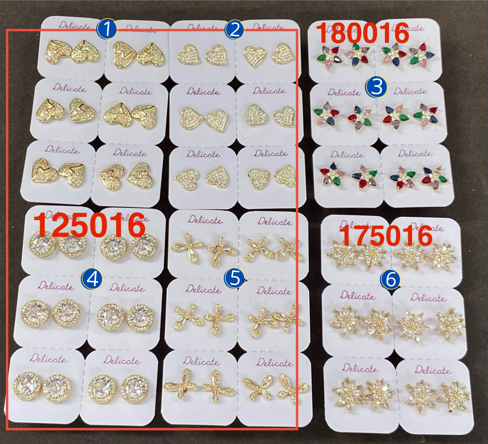 Paquete de 6 pares de Aretes Dorados M83 Oro Laminado